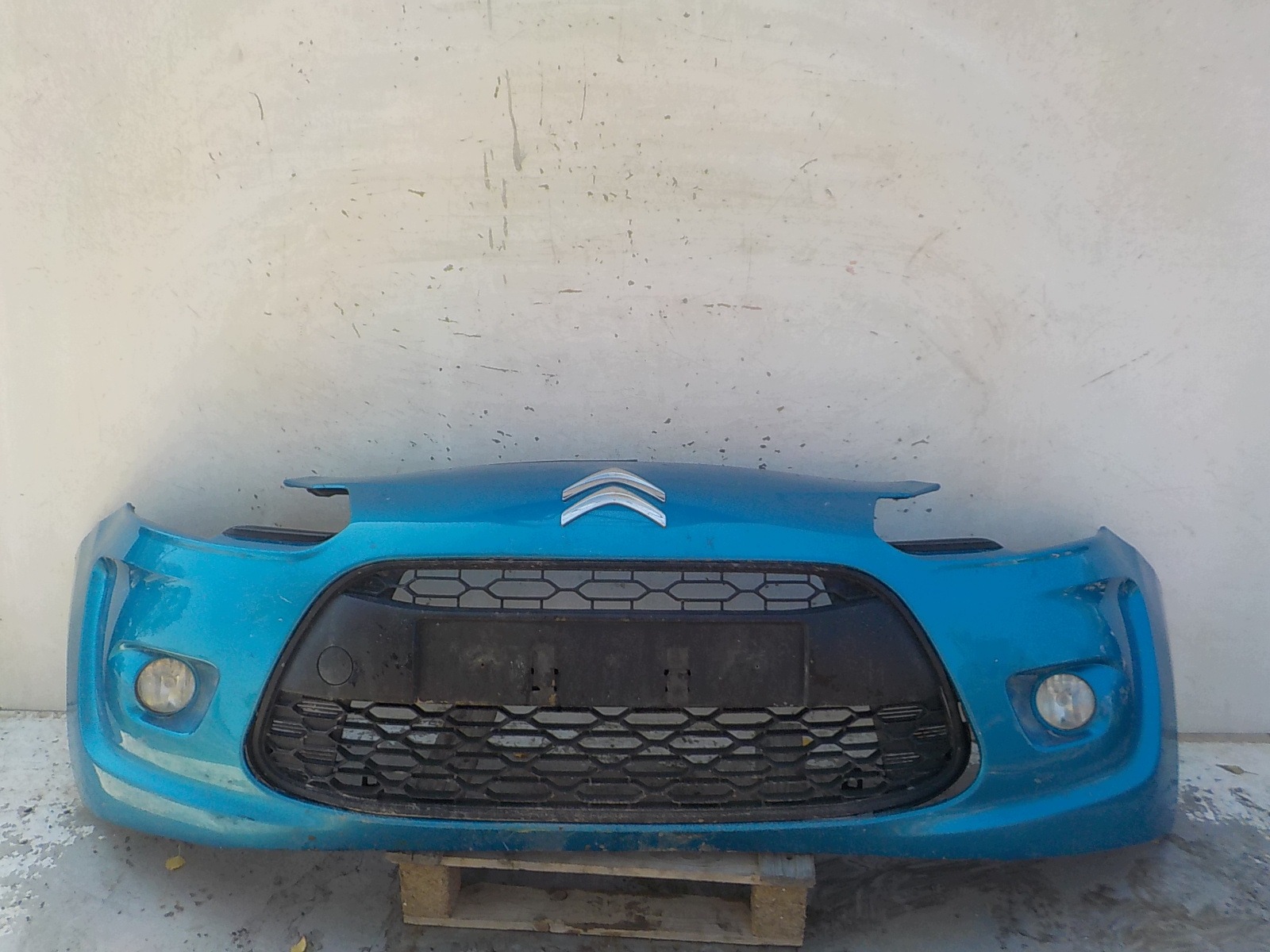 885 CITROEN C3 II 09-13 bumper front front