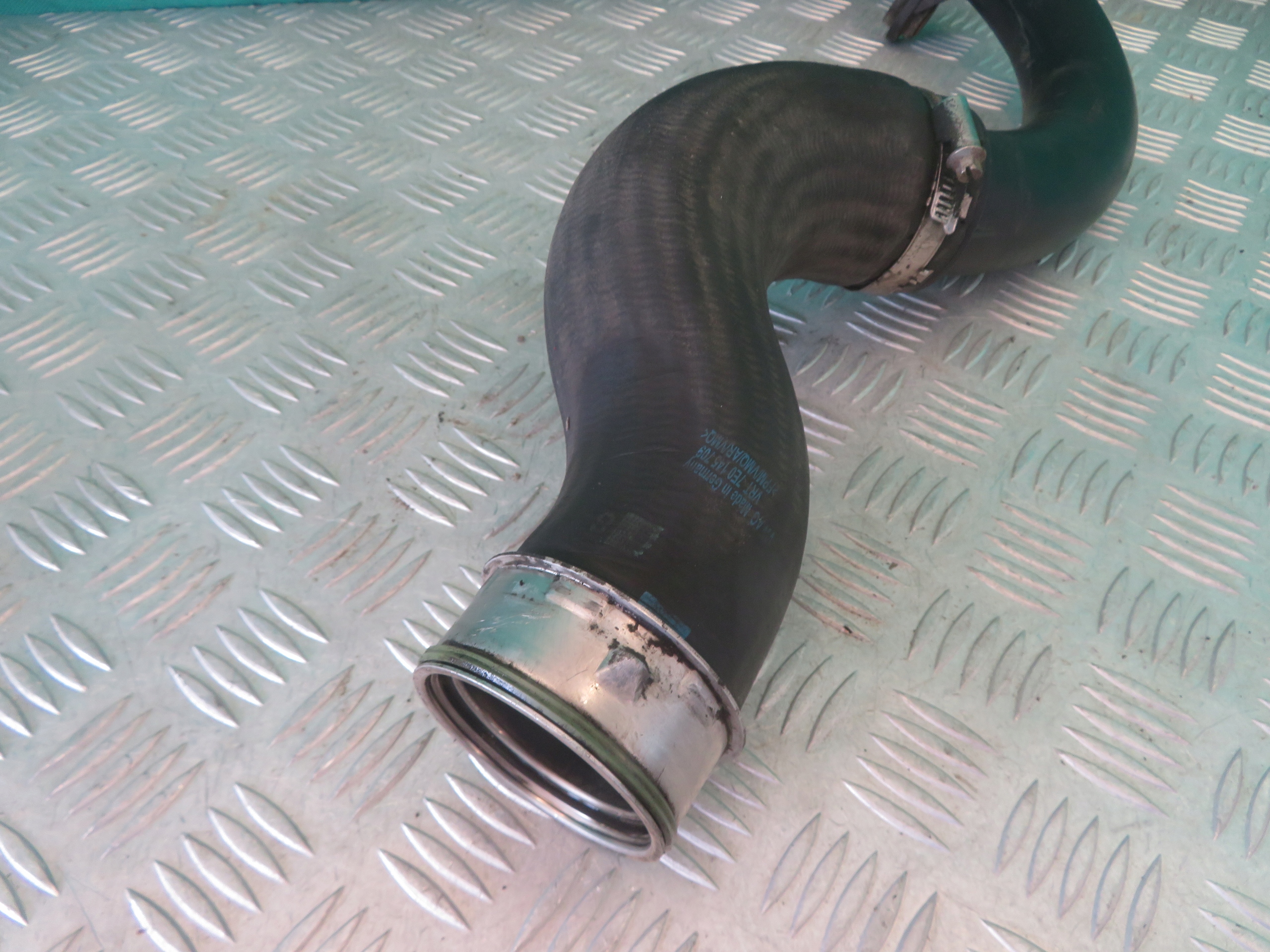 cijev prijenos interkulera VW TRANSPORTER T5 2.0 12R 7E0145762C