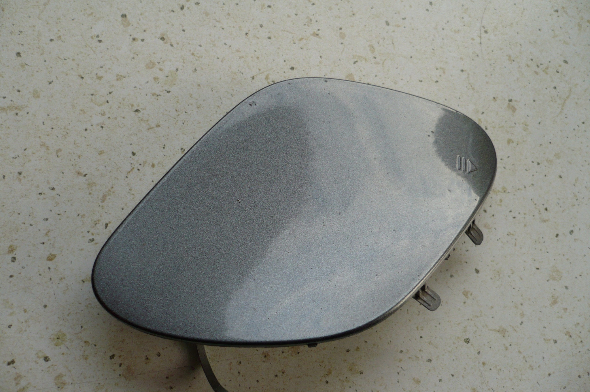MERCEDES C KLASA W205 AMG LIFT towing hook cap bumper front