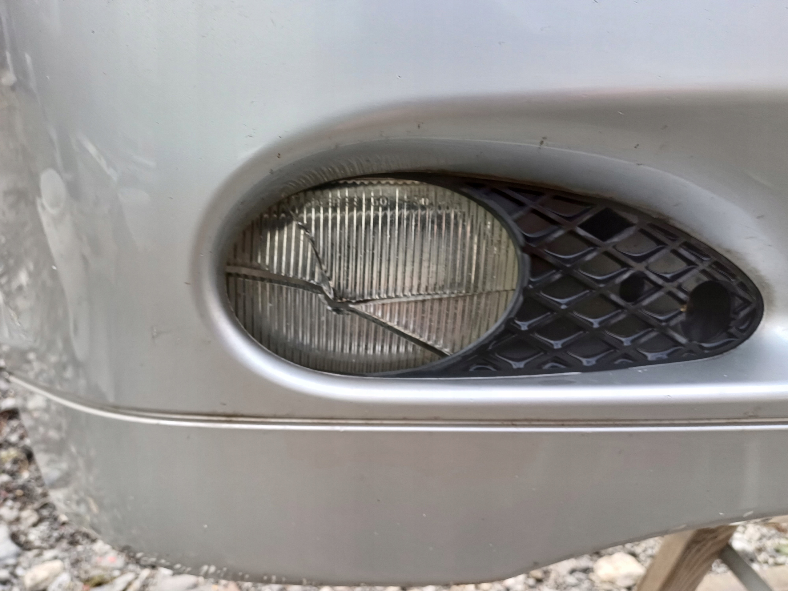 MERCEDES W203 bumper front 744 PDC