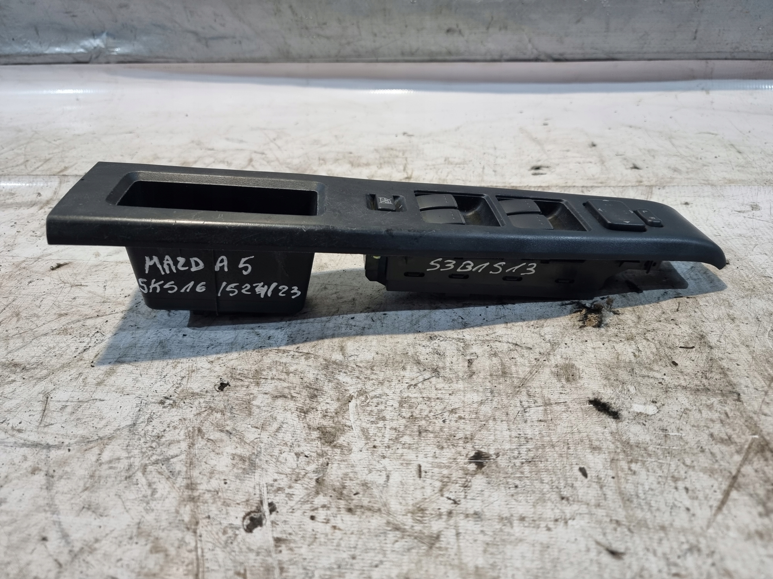 switch PANEL of the window left front MAZDA 5 and CR 05r