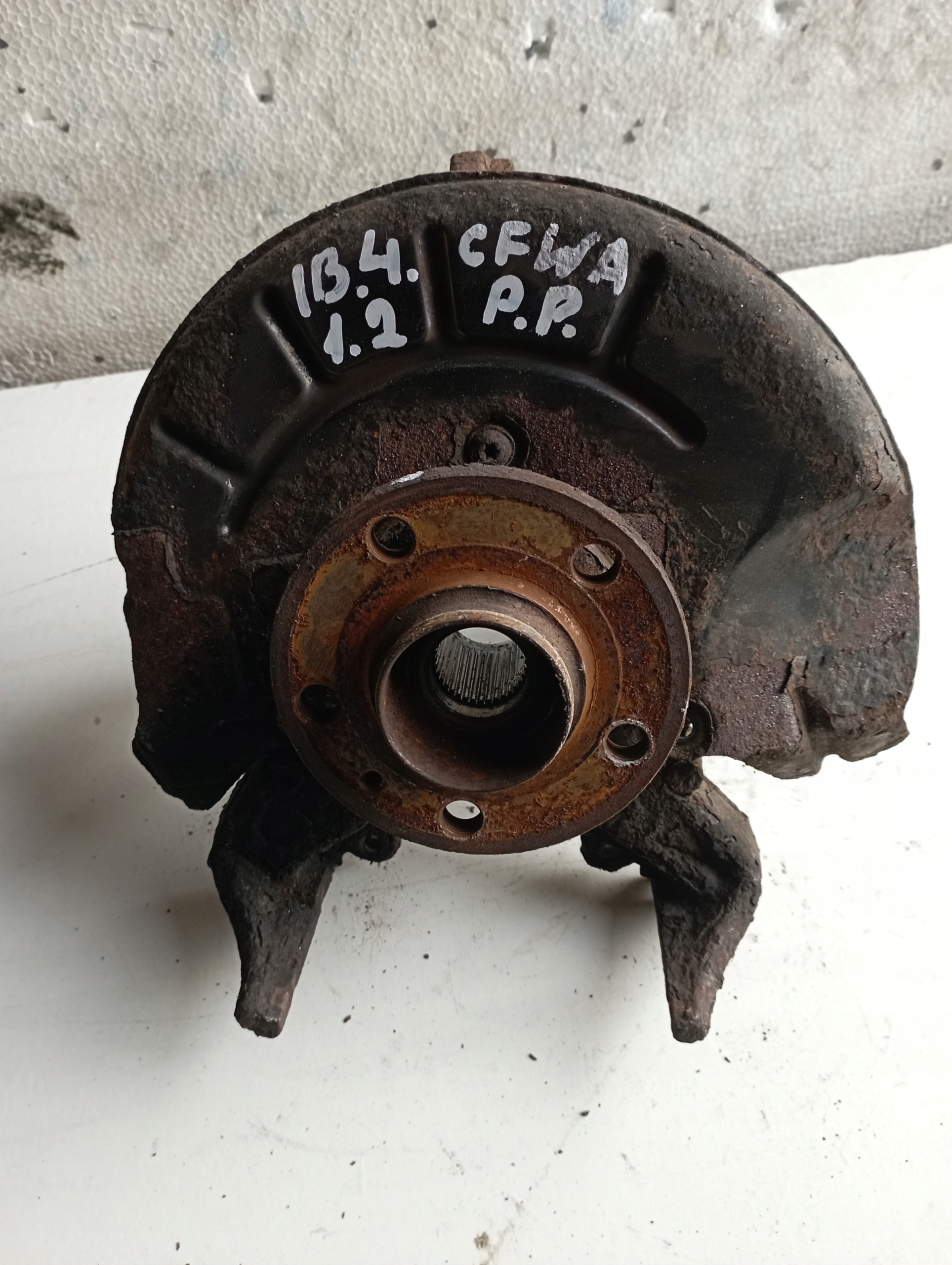 Кроссовер с ступицей спереди Seat ibiza IV 1.2 TDI