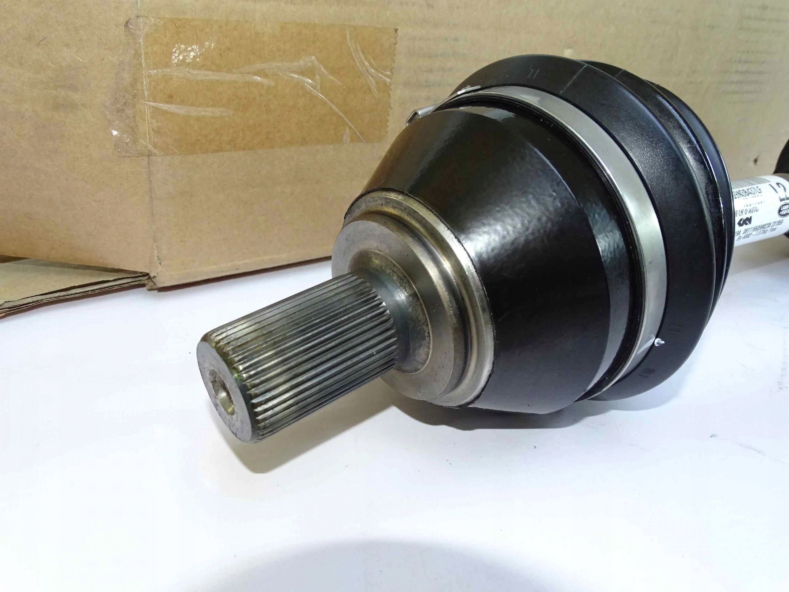 LR062666 - left drive shaft automatic FREELANDER 2 2.2 TD4 2007-2014