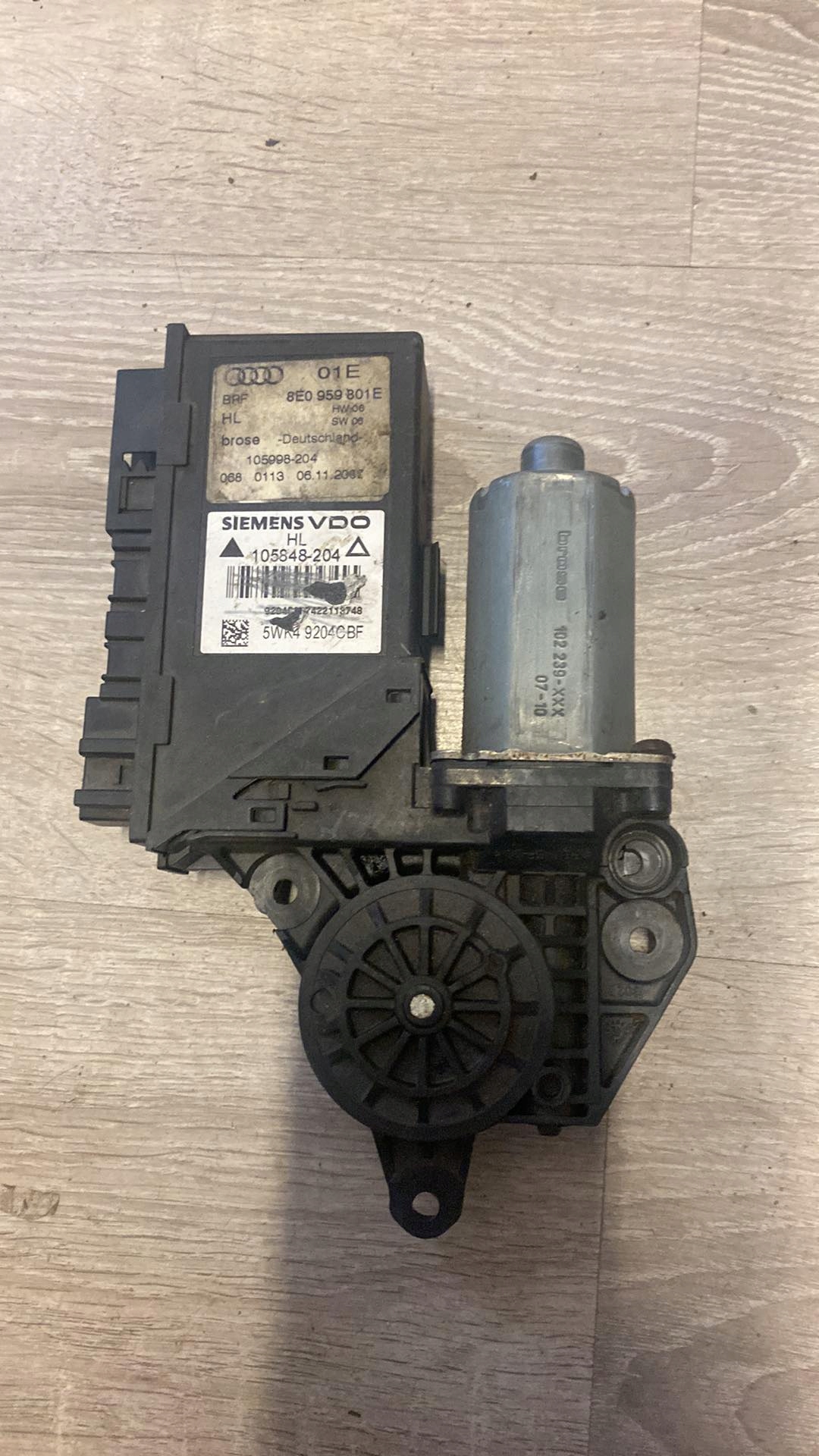 AUDI A4 B6 mini motor windows left rear part 8E0959801A