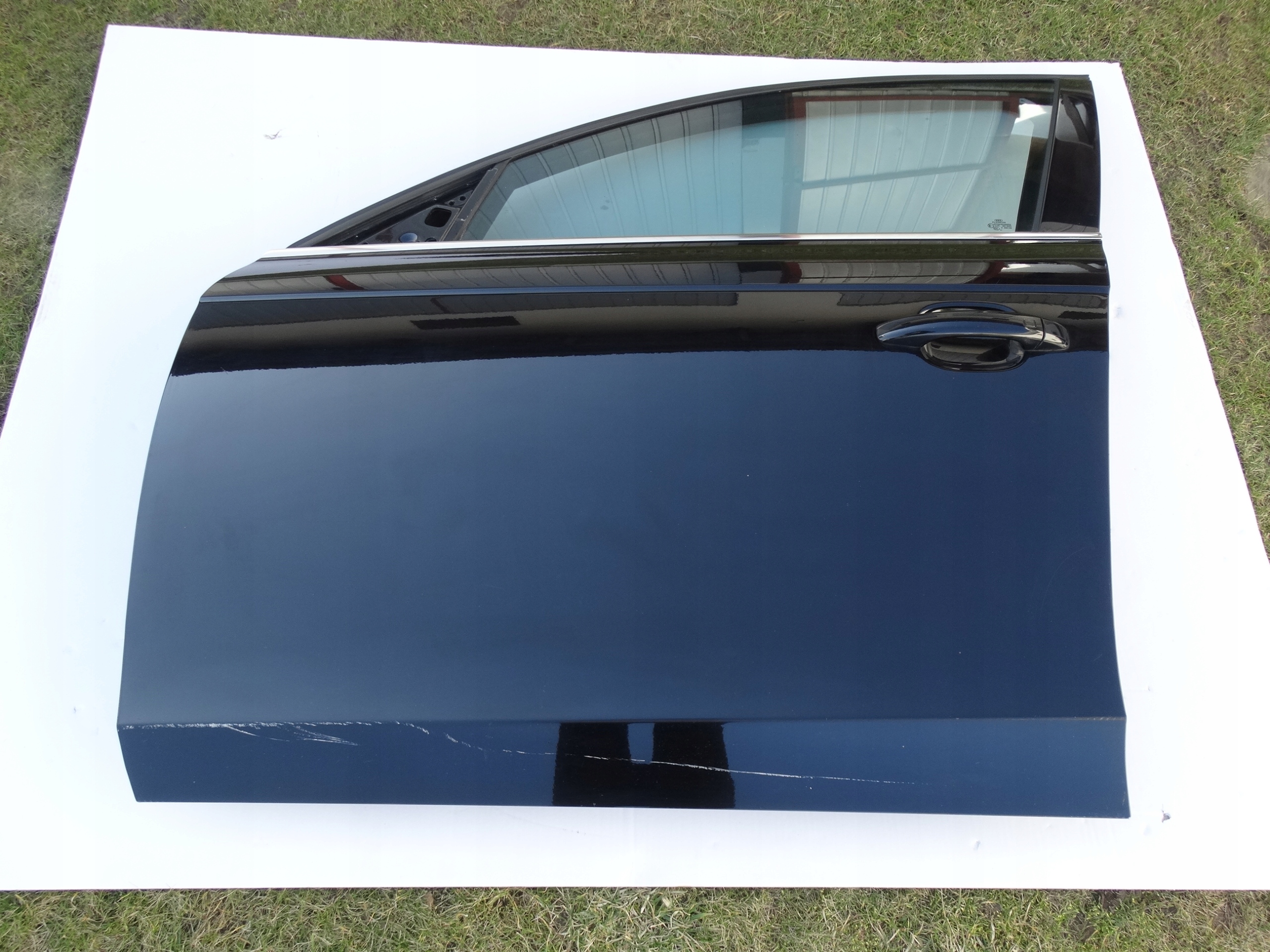 AUDI A4 B8 08-15 DRZWI LEWY PRZÓD PRZEDNIE LEWE LY9B CZARNE