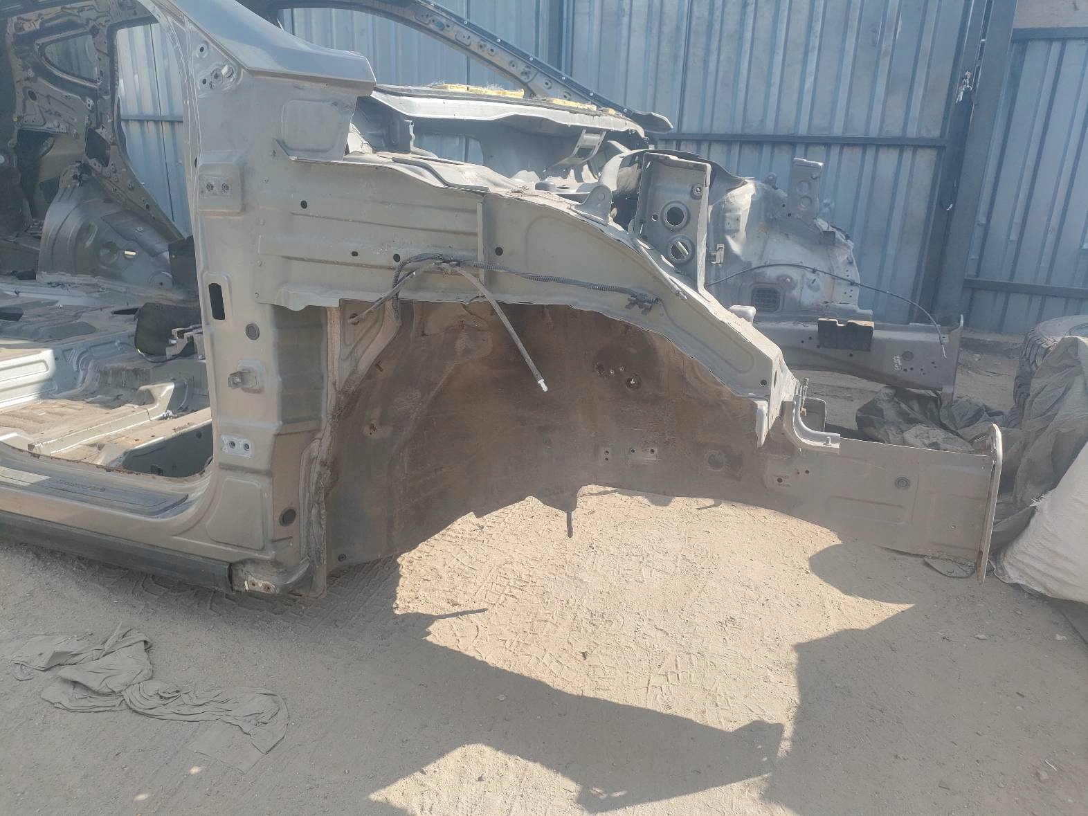 quarter quarter right front HYUNDAI SANTA FE III