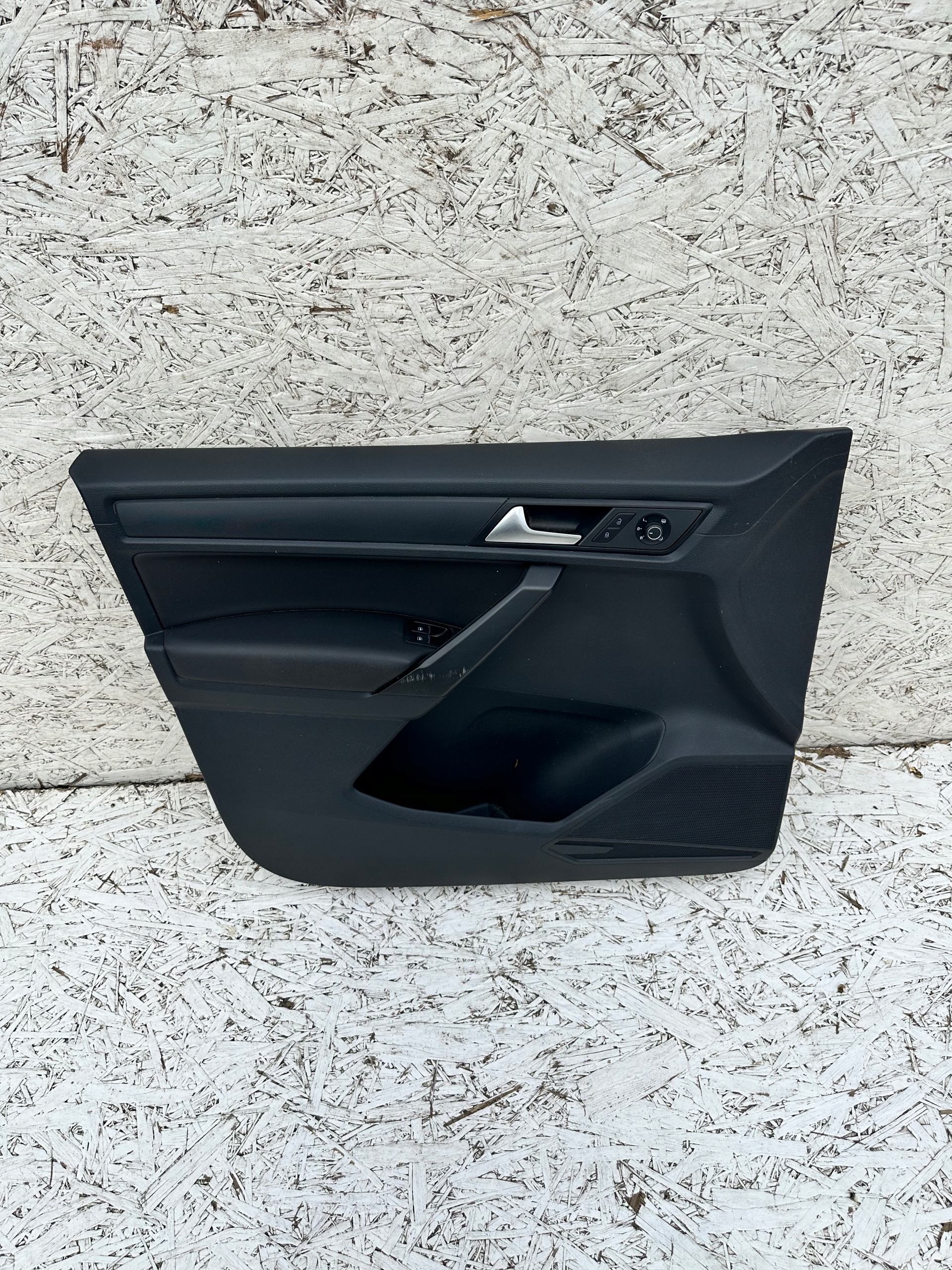 CADDY 2K5 TAPICERKA BOCZEK DRZWI LEWY PRZÓD 2K5867011R