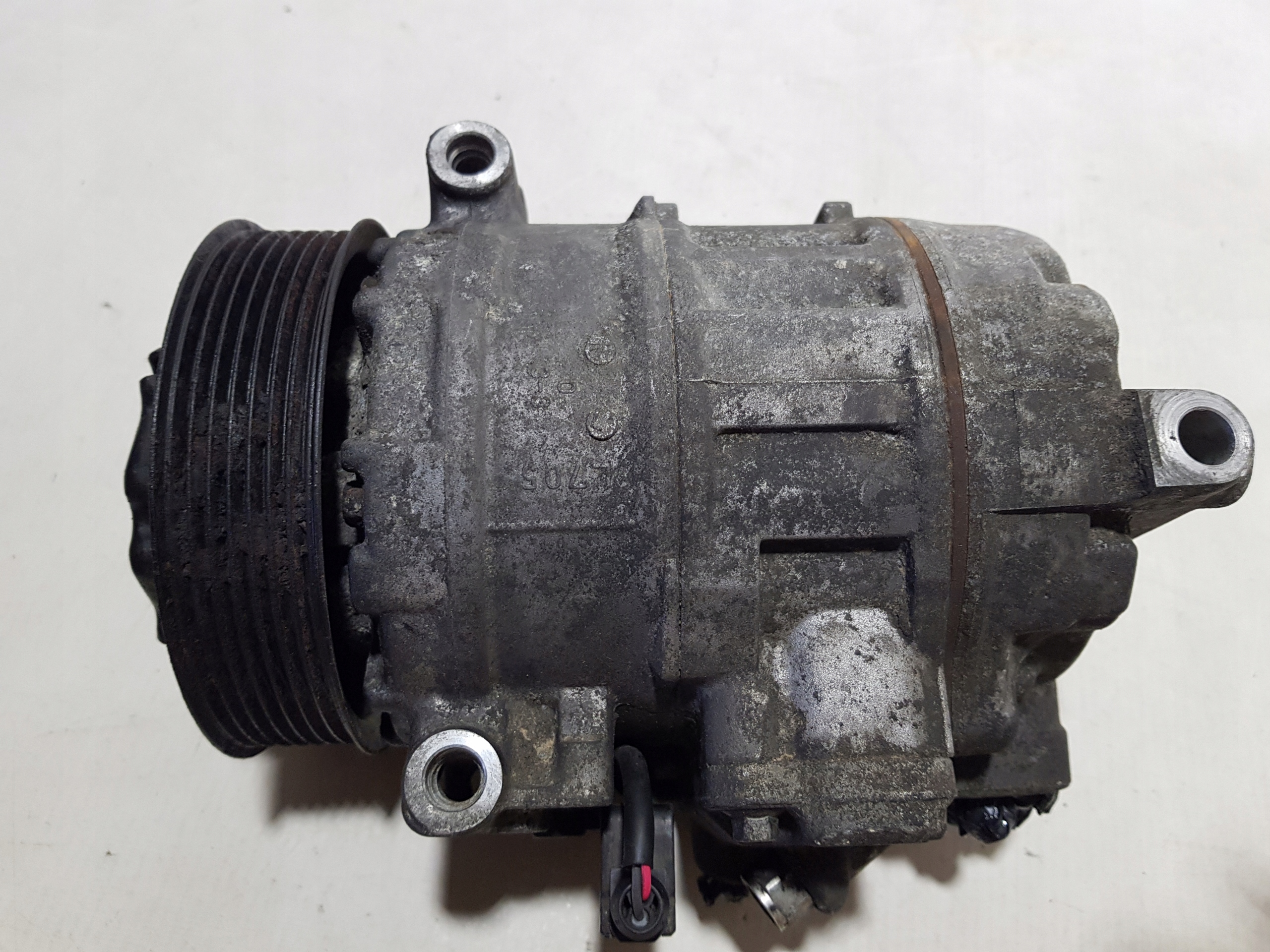 compressor; compressor of the air conditioning PORSCHE CAYENNE 7P 7P5820803B