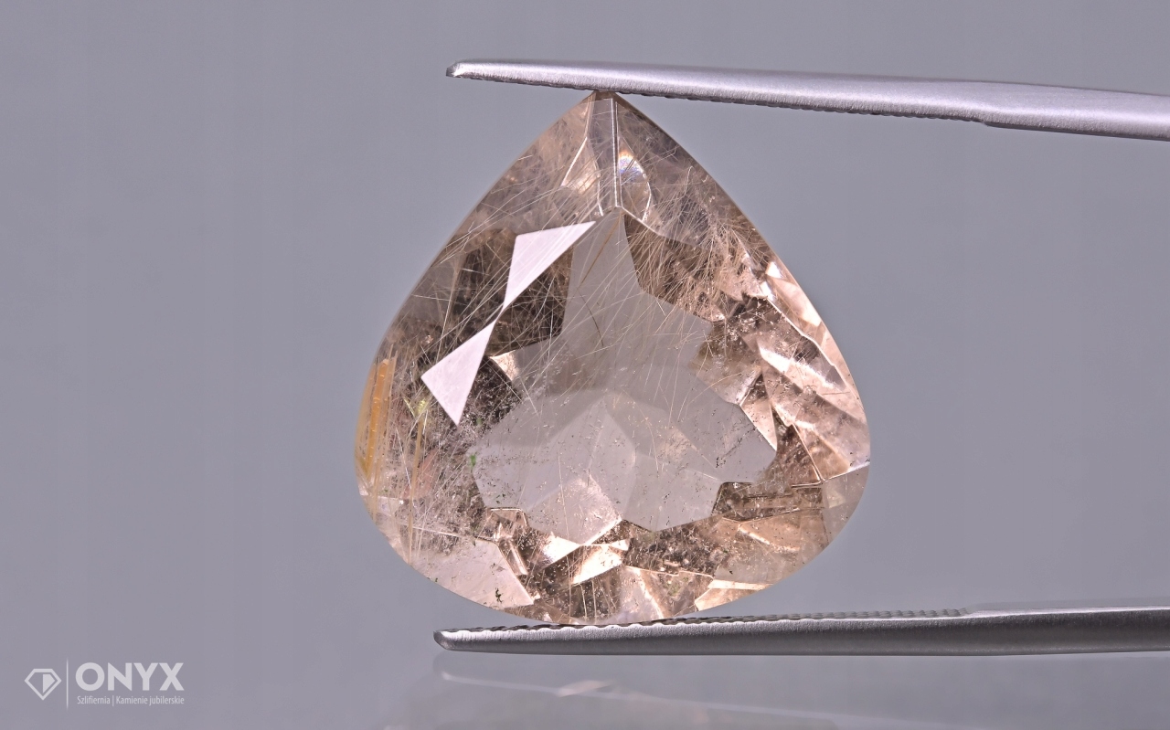 Křemen s rutilem fasetovaná slza 20x19,5 mm