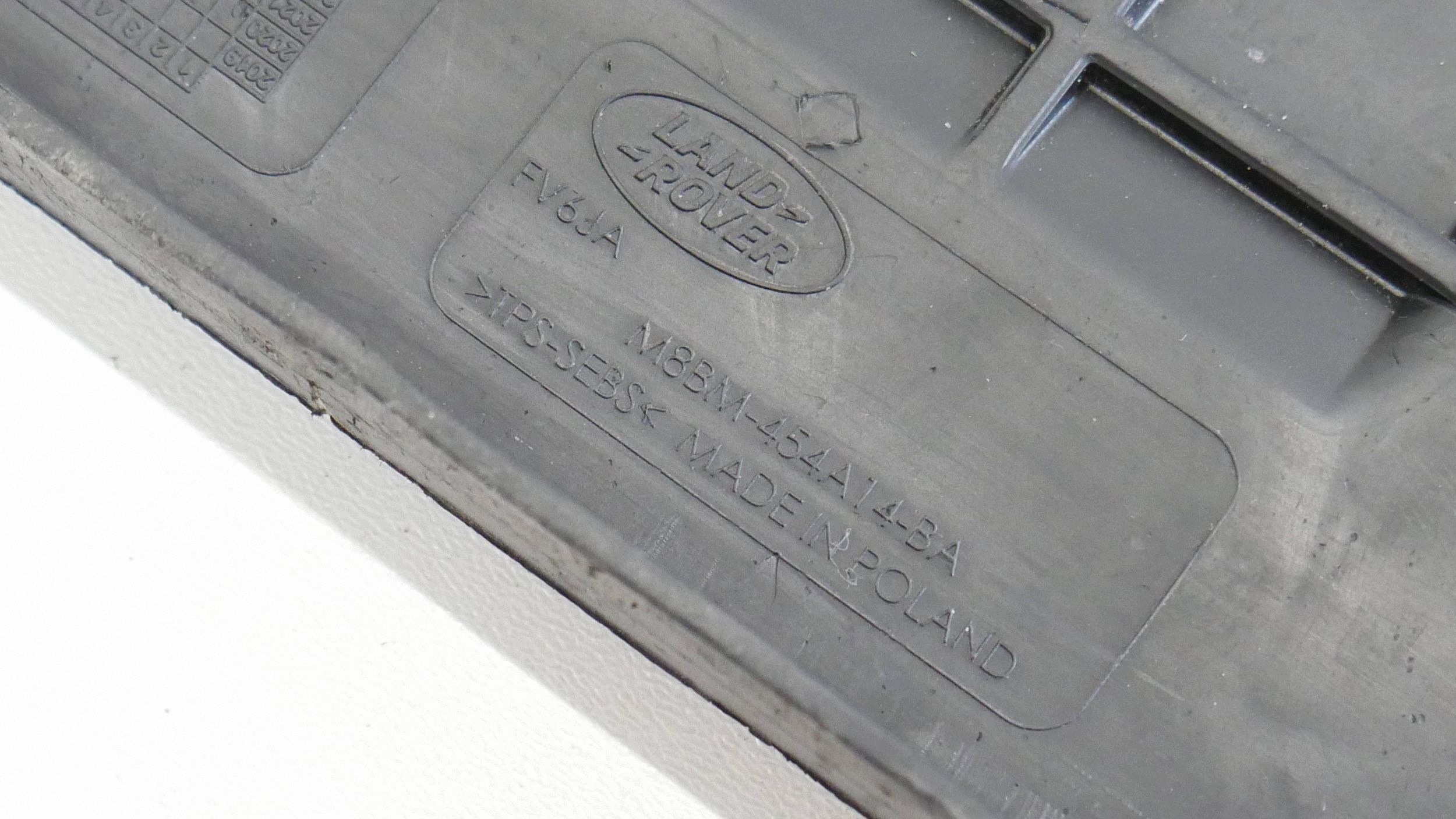 mats boot LAND ROVER DEFENDER L663 M8BM-454A14-BA