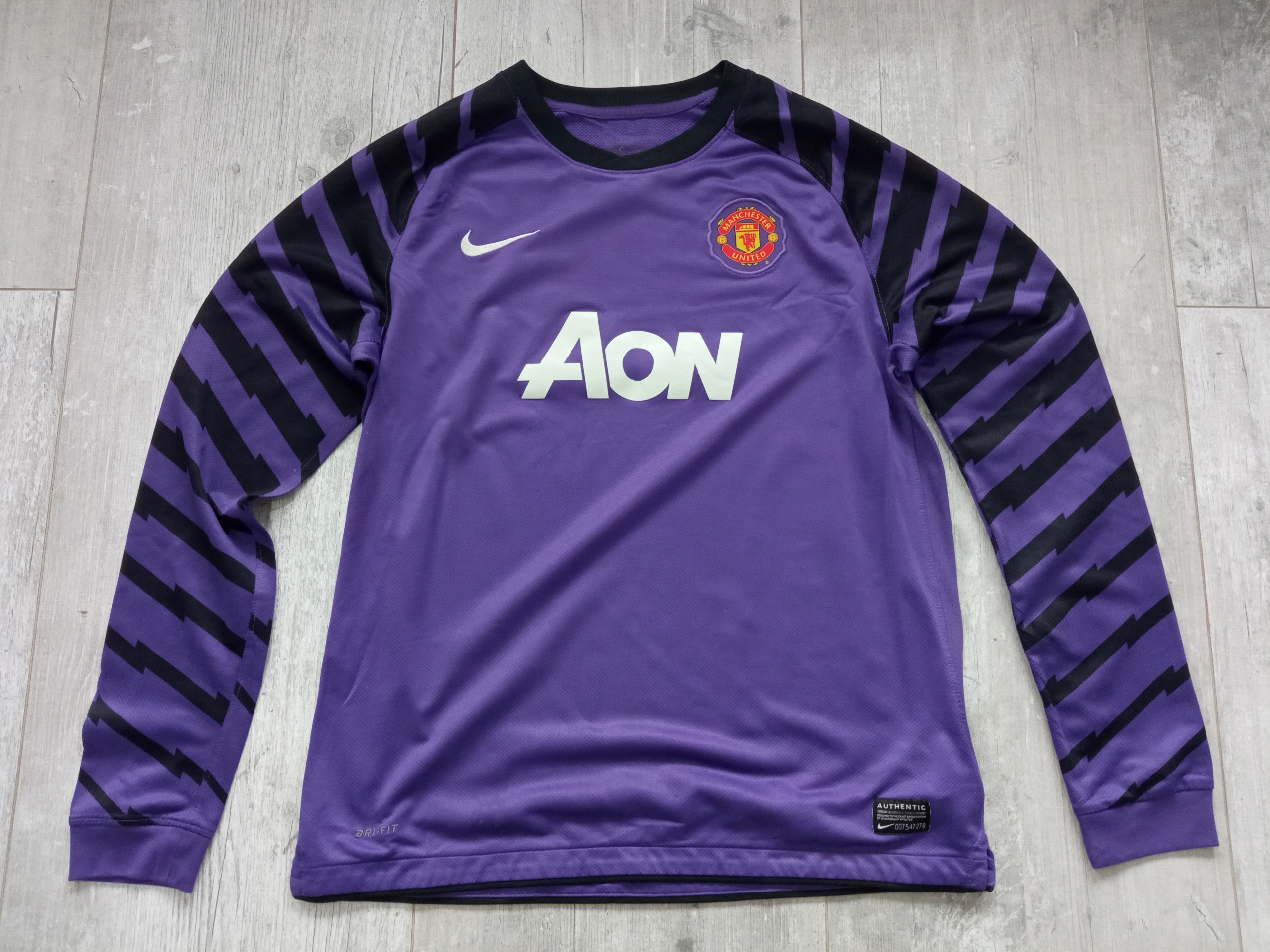 MANCHESTER UNITED_2010/11_goalkeeper shirt_NIKE Dri Fit_XL (164-176 cm)