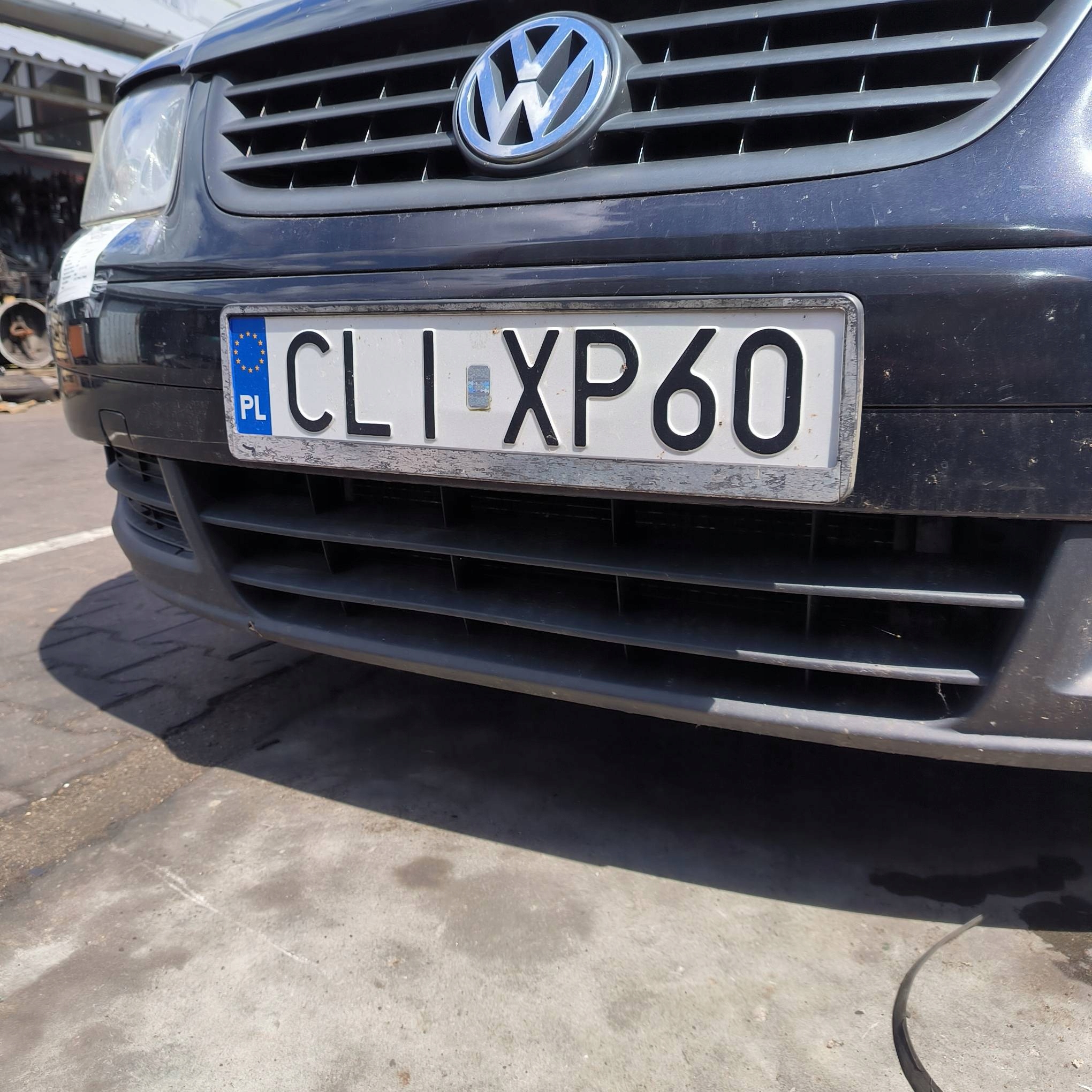 bumper front LC9Z VOLKSWAGEN TOURAN and