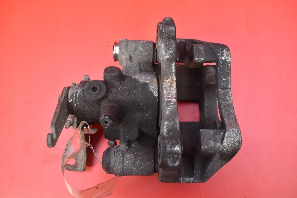 caliper brake left rear part IVECO DAILY 6 VI 3.0 HPI 170 KM 14