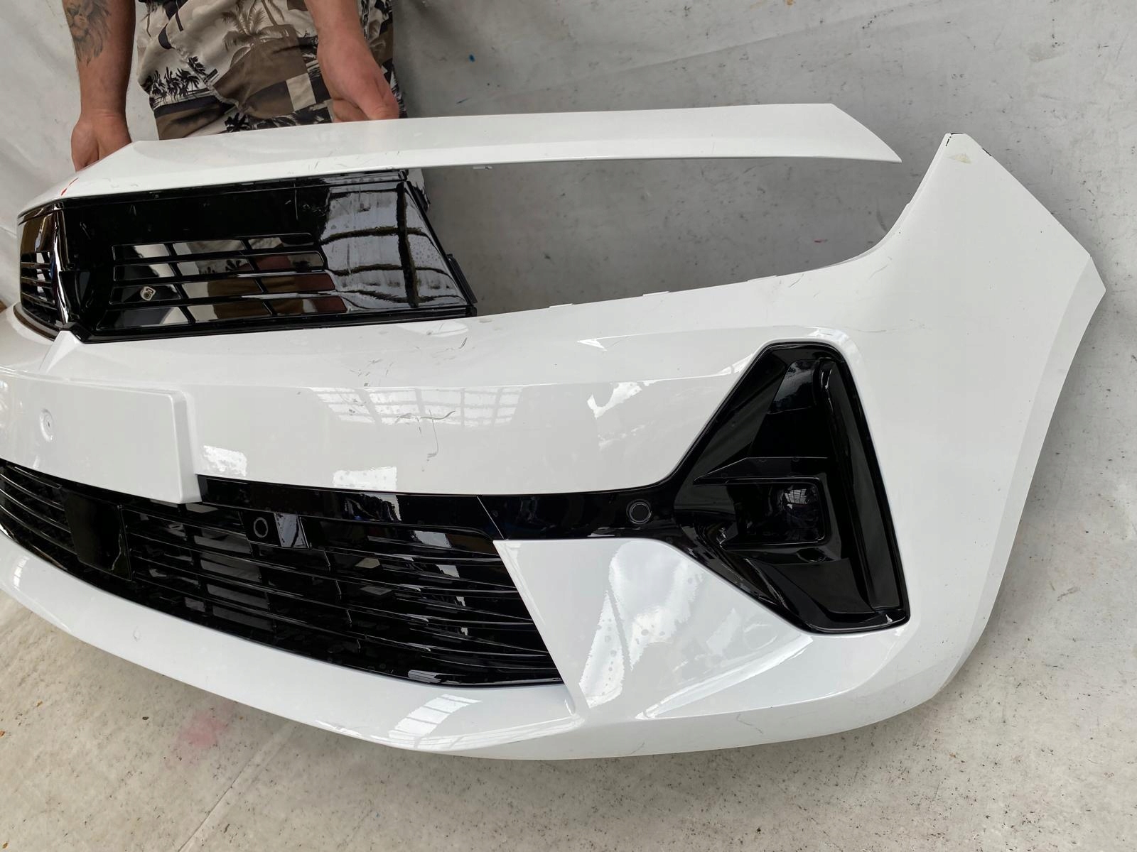 OPEL ASTRA L VI 6 GSI GS-LINE 21- bumper front front 9839979580