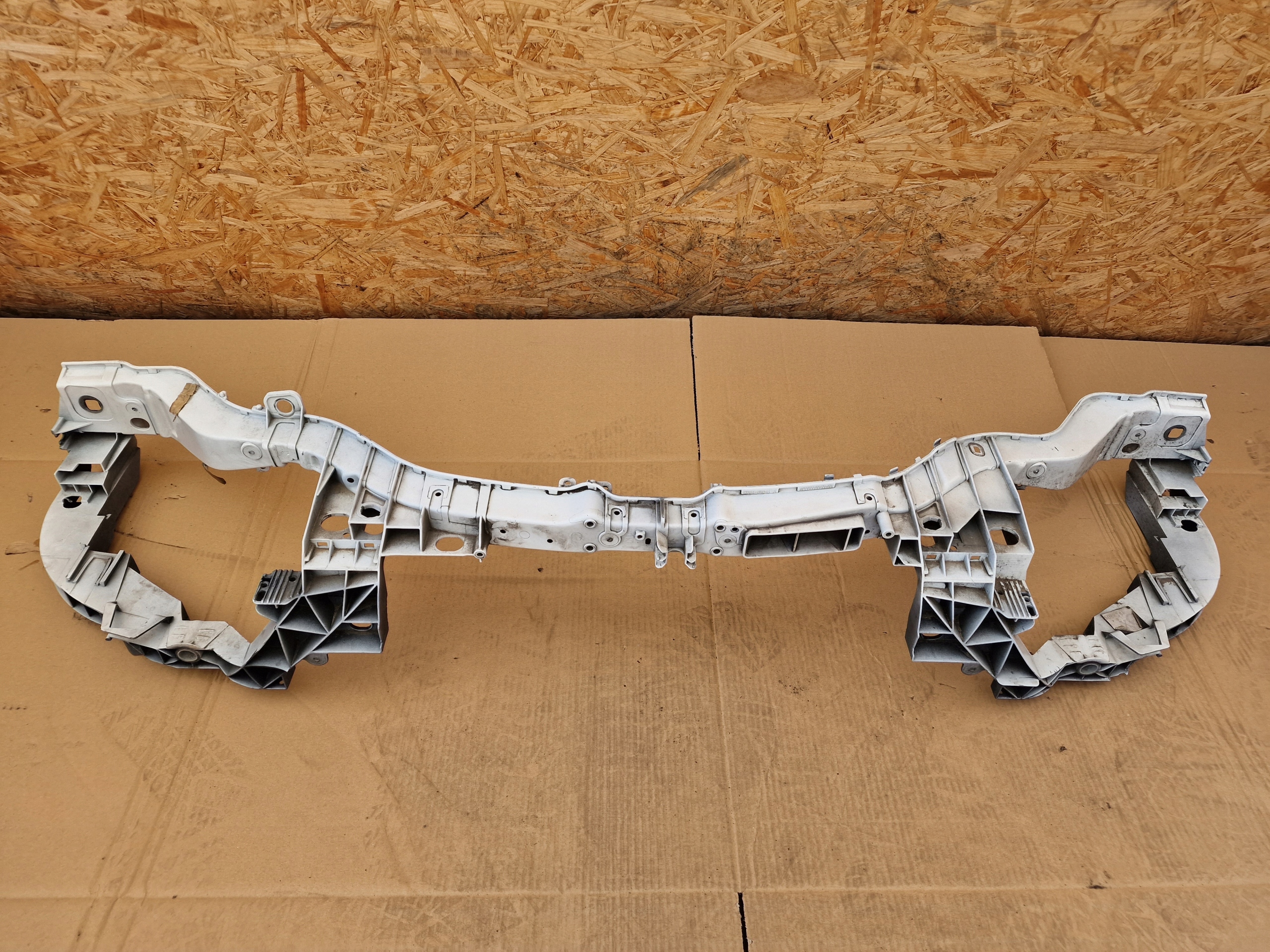 FORD KUGA MK2 PAS PRZEDNI CV448B041A