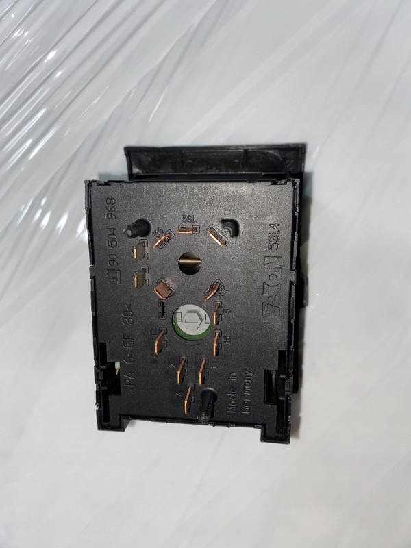 interruttore luci OPEL VECTRA 90504968 OPEL