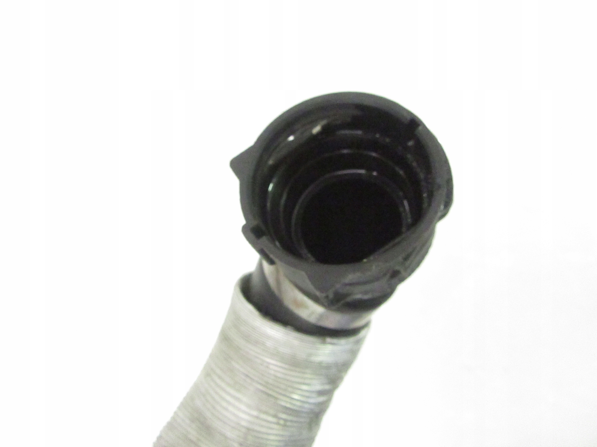 vedení chladiče vody plynu BMW e81 e82 e87 e90 e91 e92 e93 N43 7552407