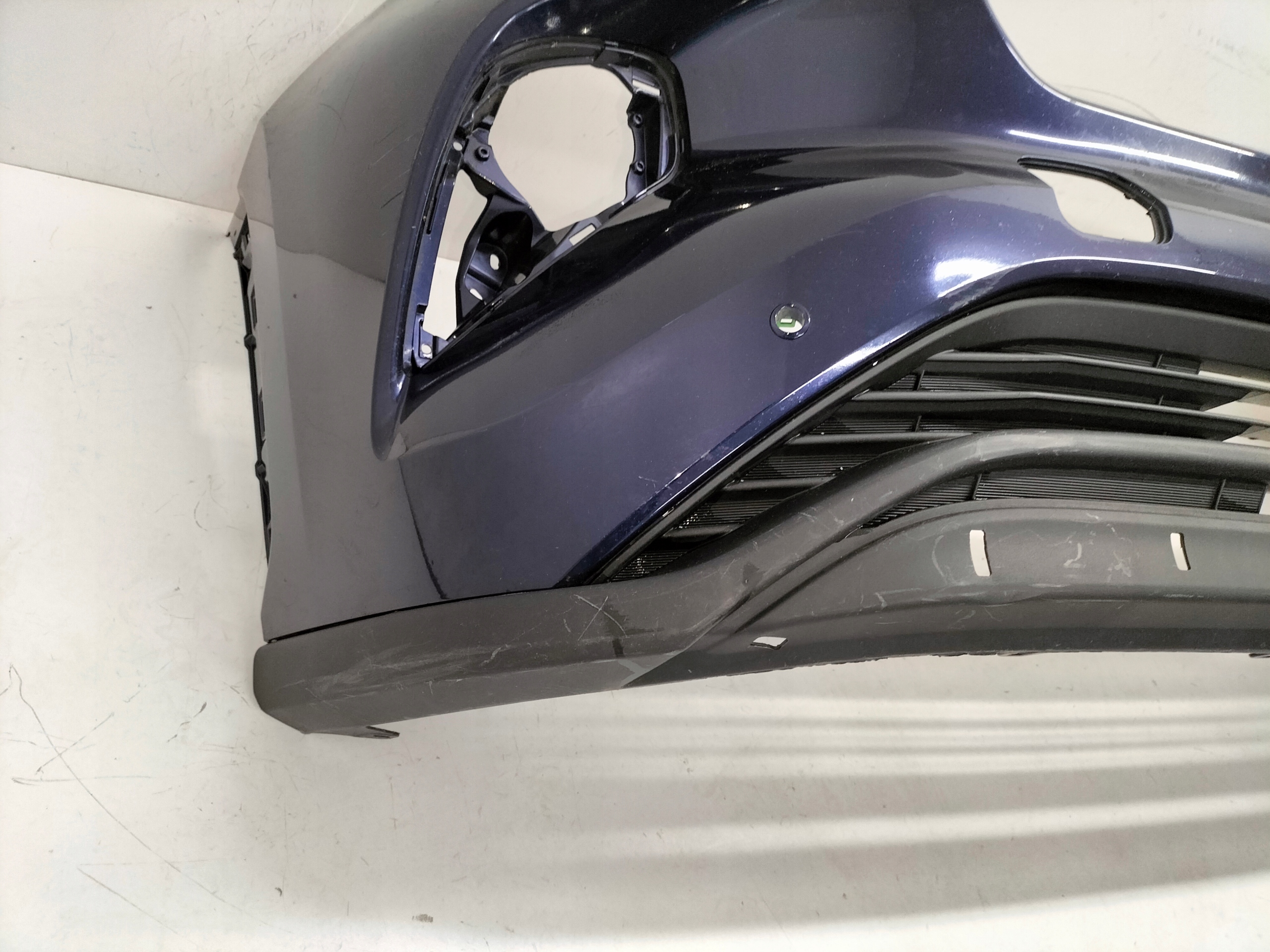 front bumper front TOYOTA HIGHLANDER IV 19