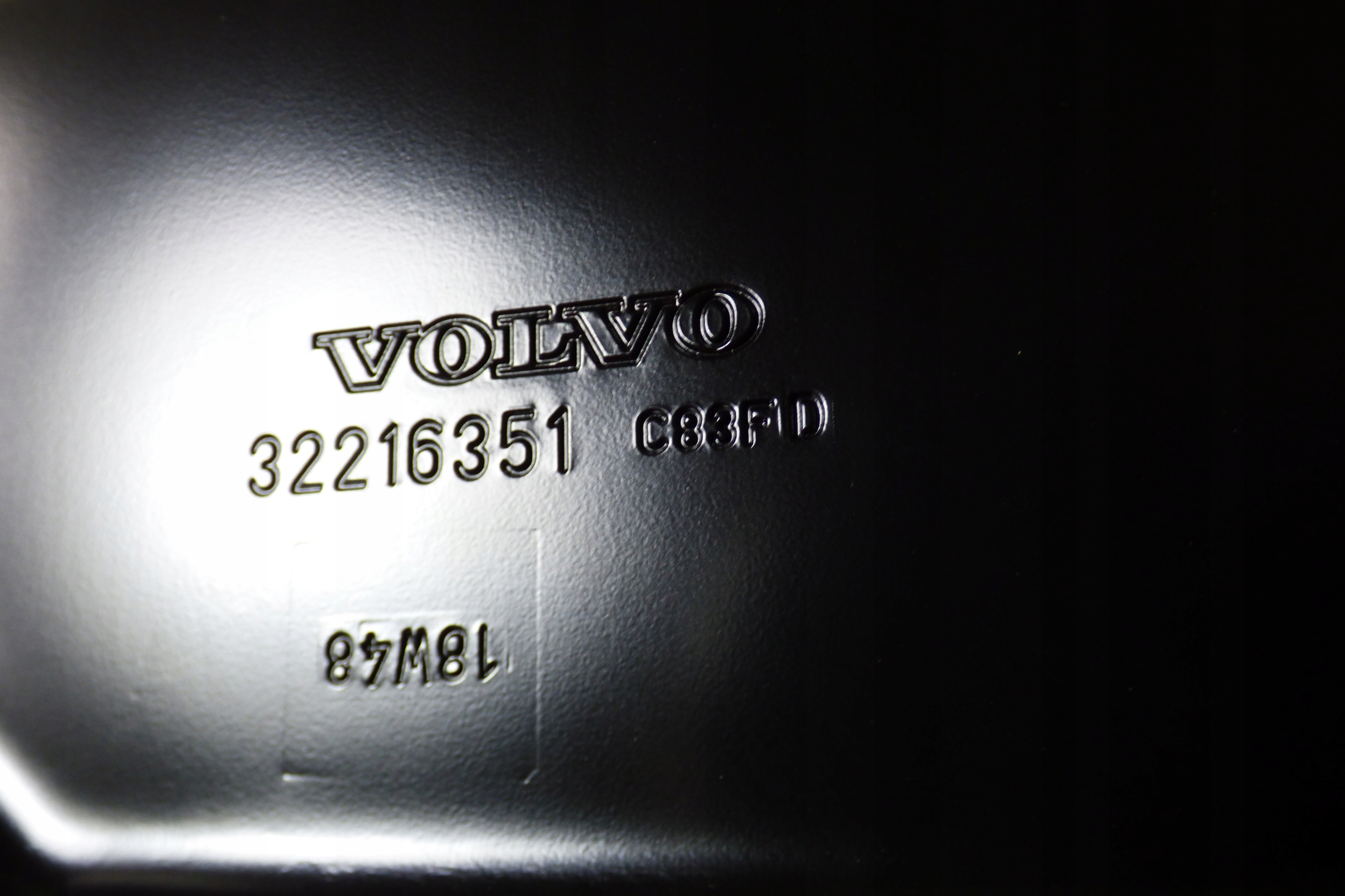 cover partition wall right EUROPA stBDB VOLVO V60 III