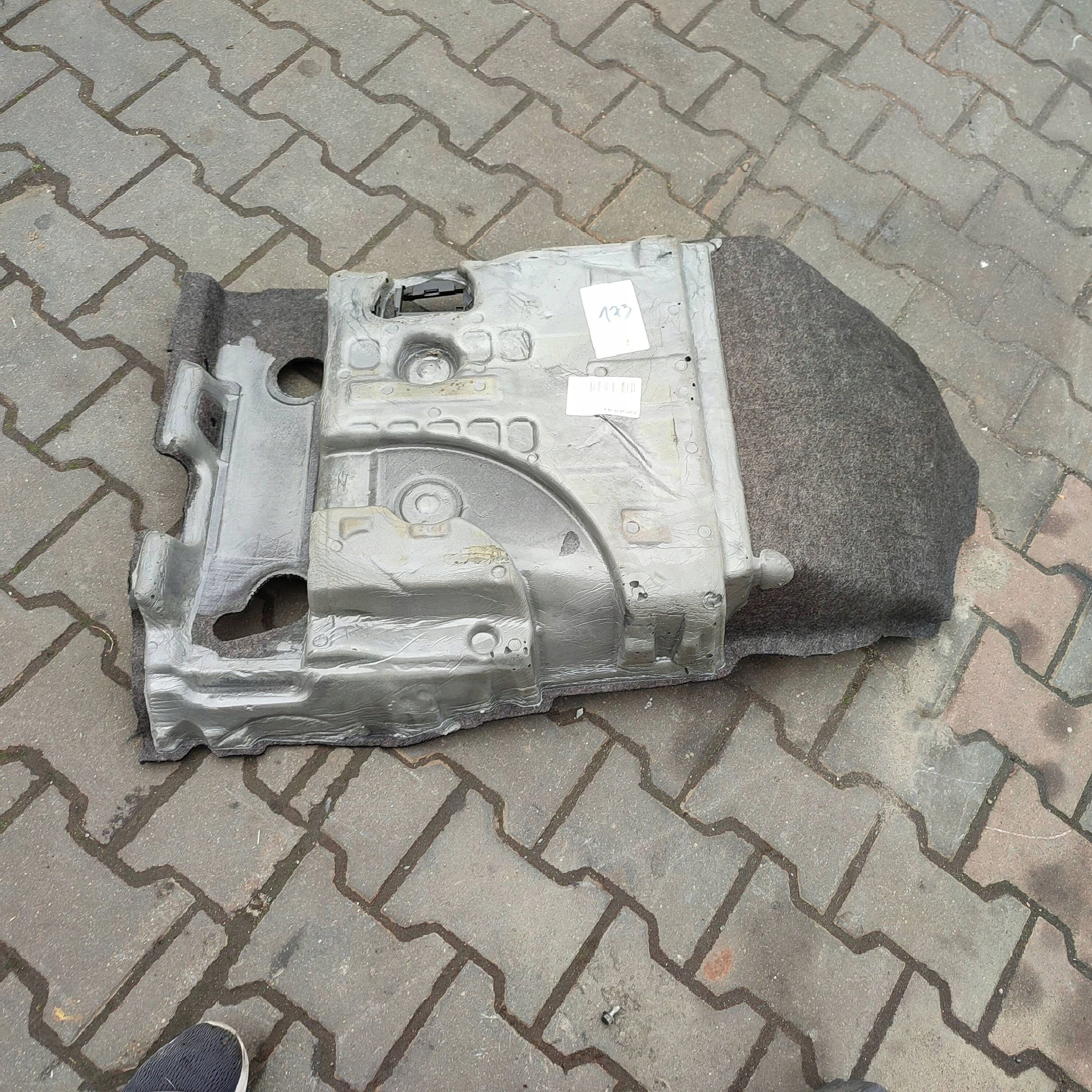 mats floor front front side right Fiat 500X 07357103130