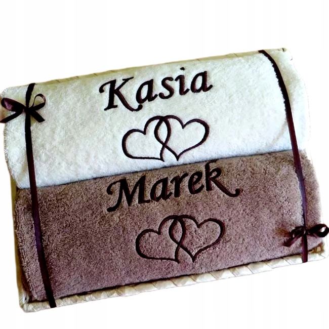 Dárek na Svatba svatební hostina Ručníky V Koši s jménem nápis výšivka Dárkový Koš