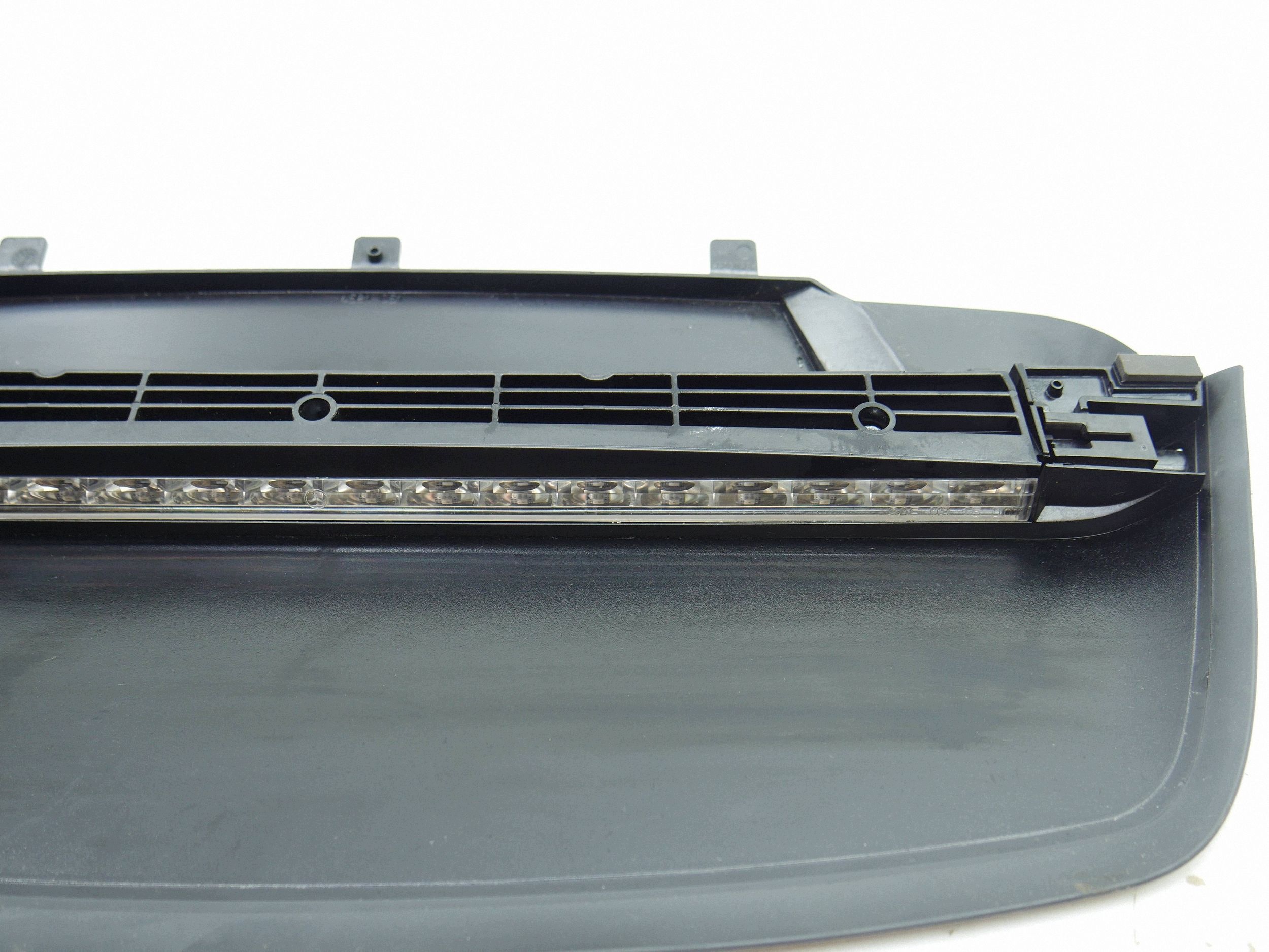 TRZECIE light STOP MERCEDES W118 A1189069900