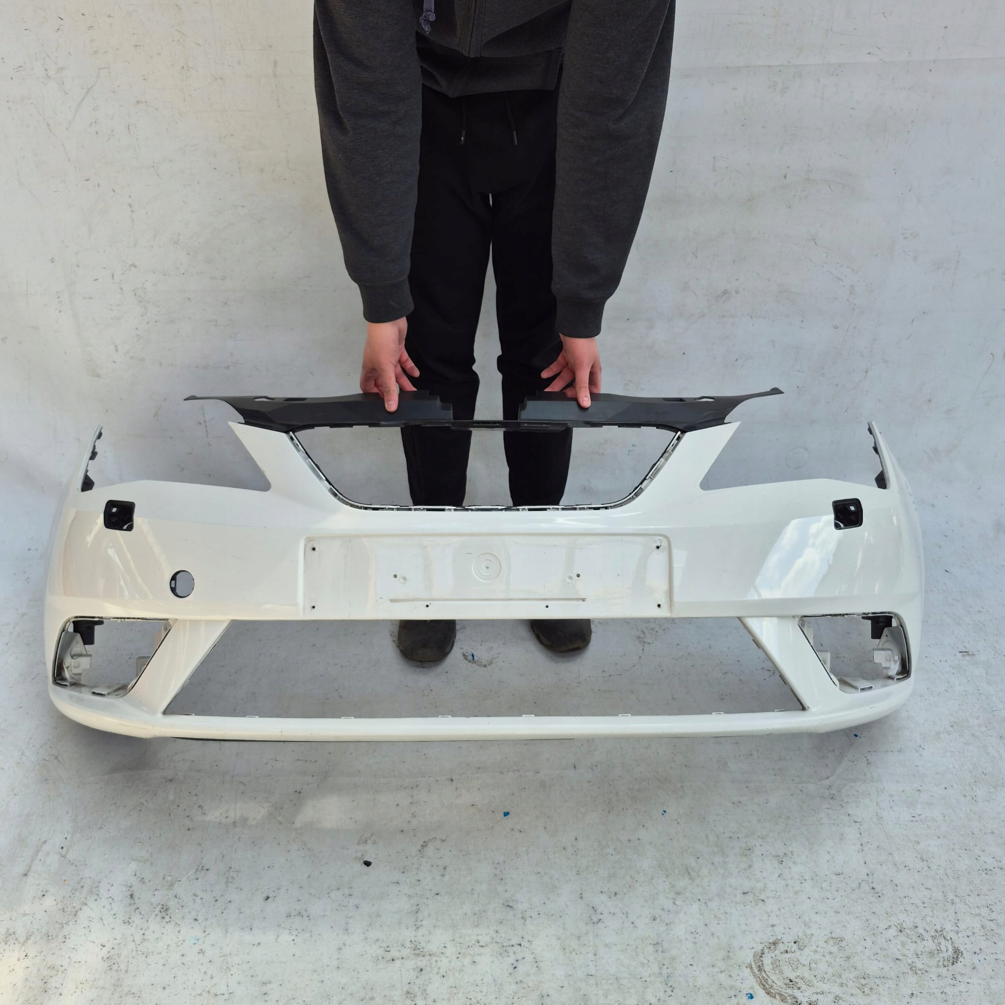 SEAT IBIZA IV 4 LIFT 12-17 bumper front front washer 6J0807231D