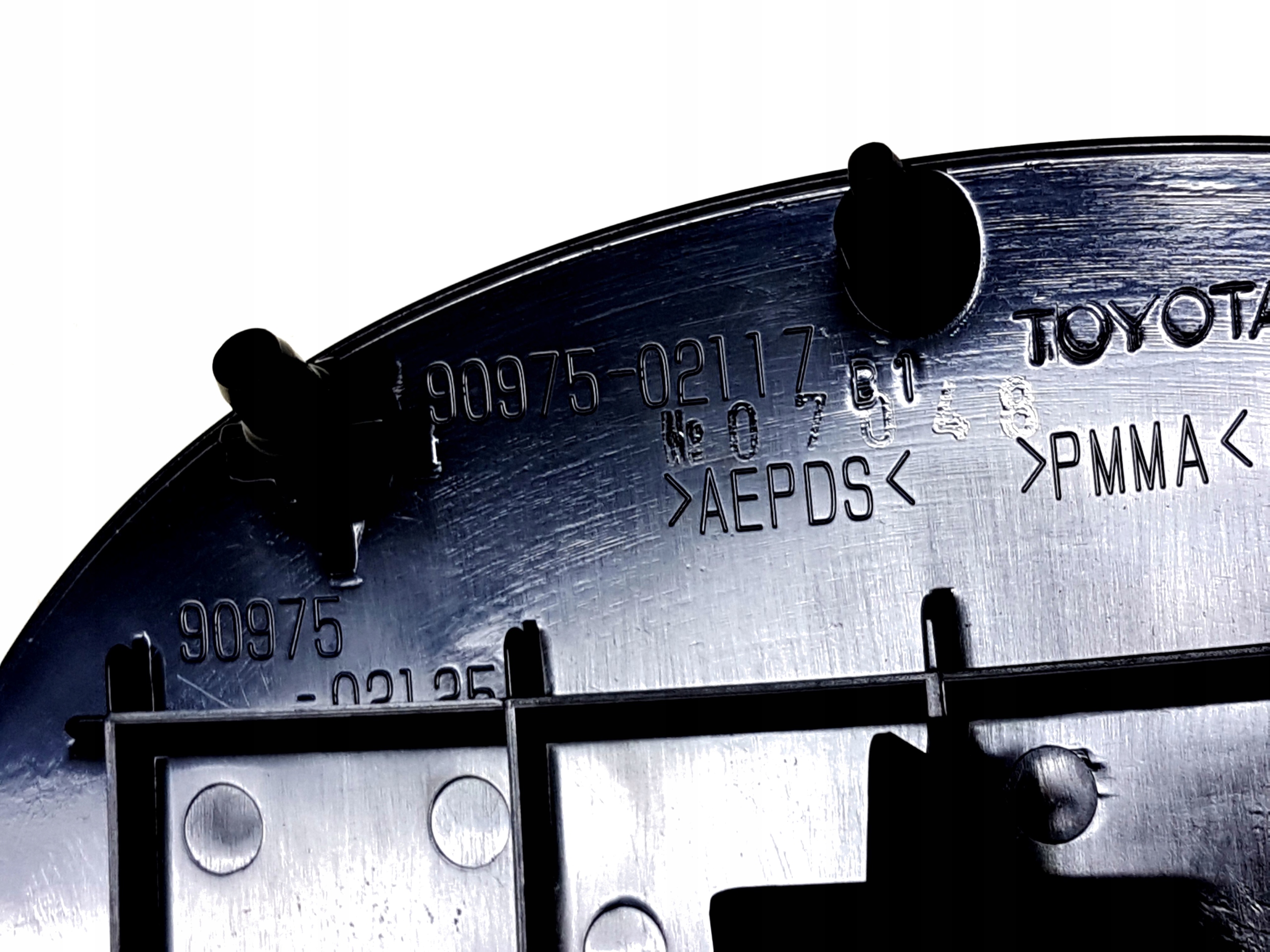 LEXUS RX 15-19 EMBLEMAT ZNACZEK ATRAPA ZDERZAK Jakość części (zgodnie z GVO) O - oryginał z logo producenta pojazdu (OE)