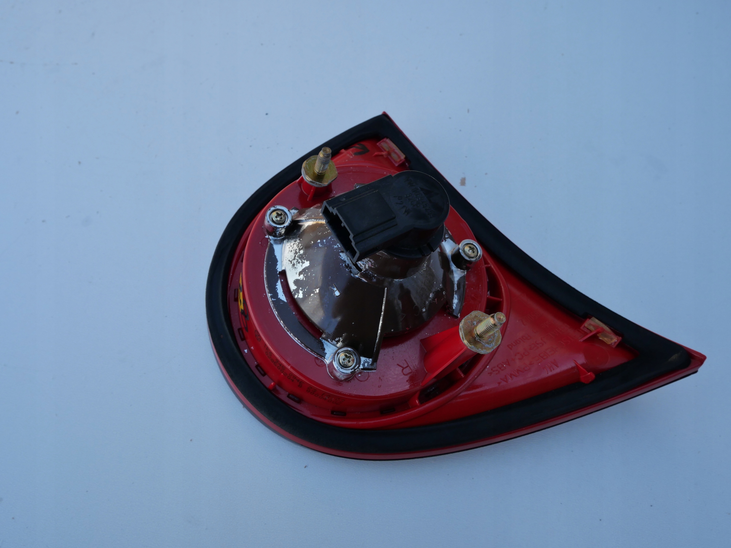 VW GOLF V 5 light rear right to the bonnet 1K6945094E