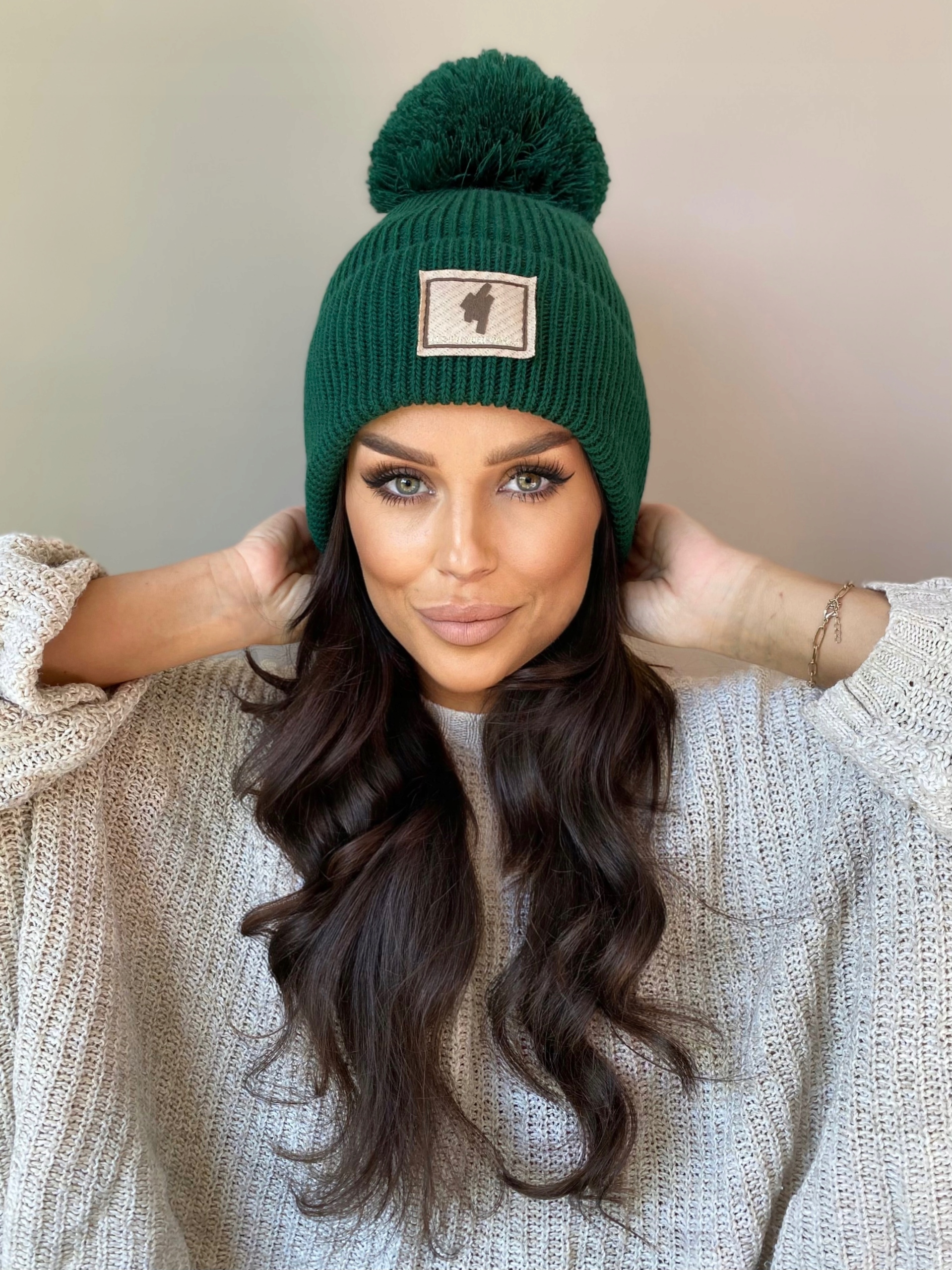 CZAPKA DAMSKA ZIMOWA NA ZIMĘ CIEPŁA WYGODNA GRUBA KOBIECA SPORTOWA KOLORY Płeć kobieta