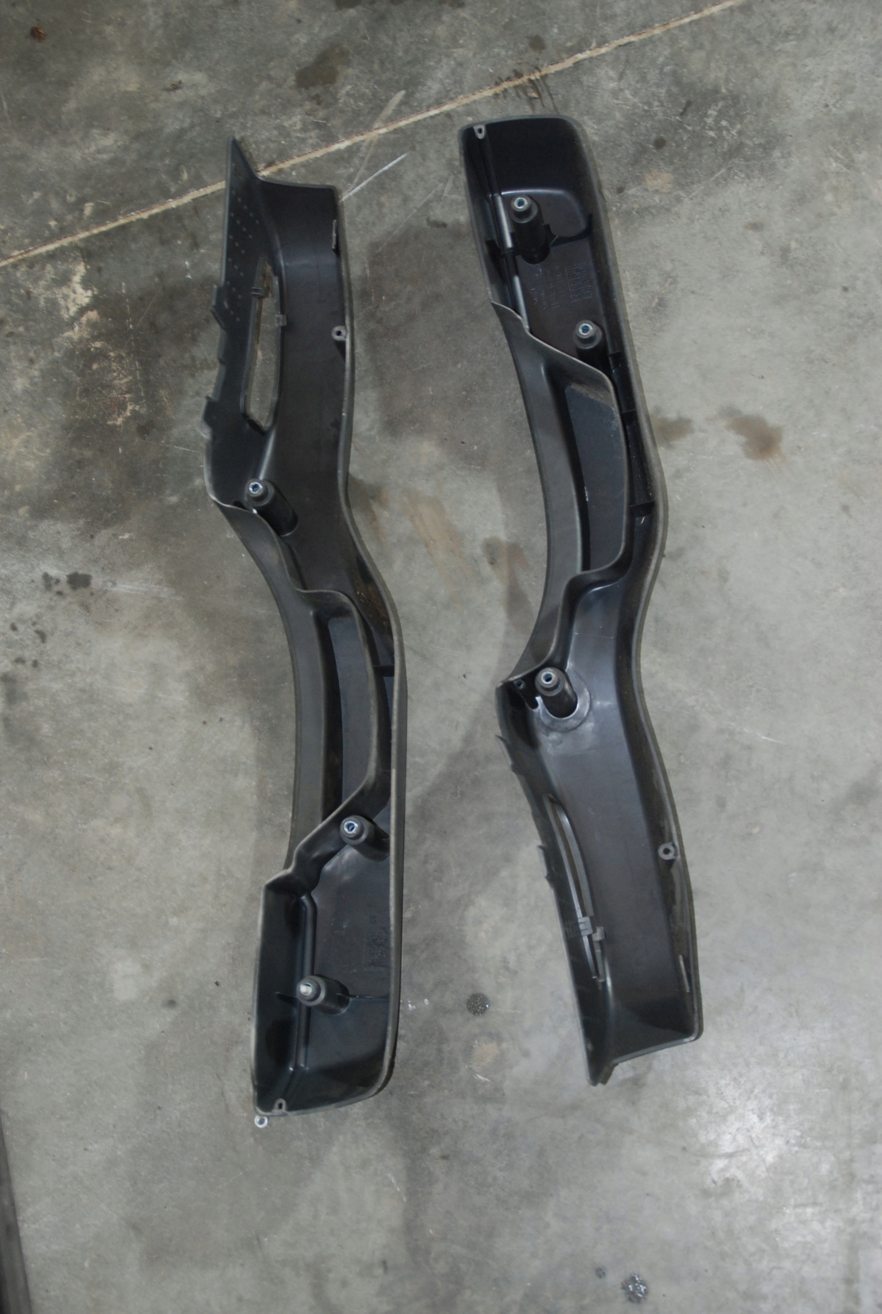 IVECO EUROCARGO III 08 RACZKA UCHWYT DRZWI P L Part manufacturer Iveco OE