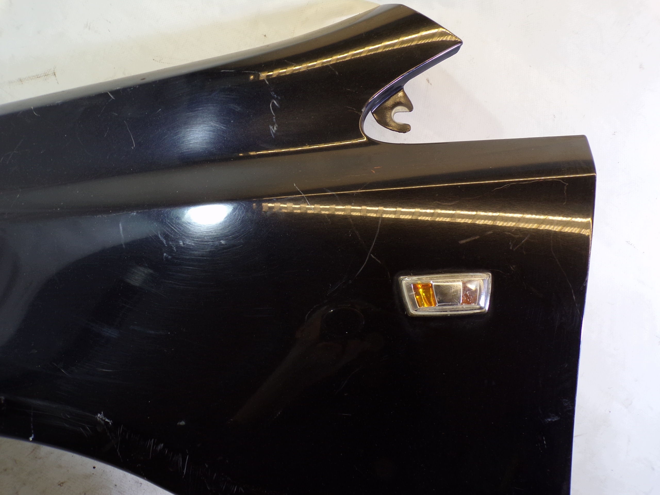 fender left front OPEL CORSA D colour Z20R