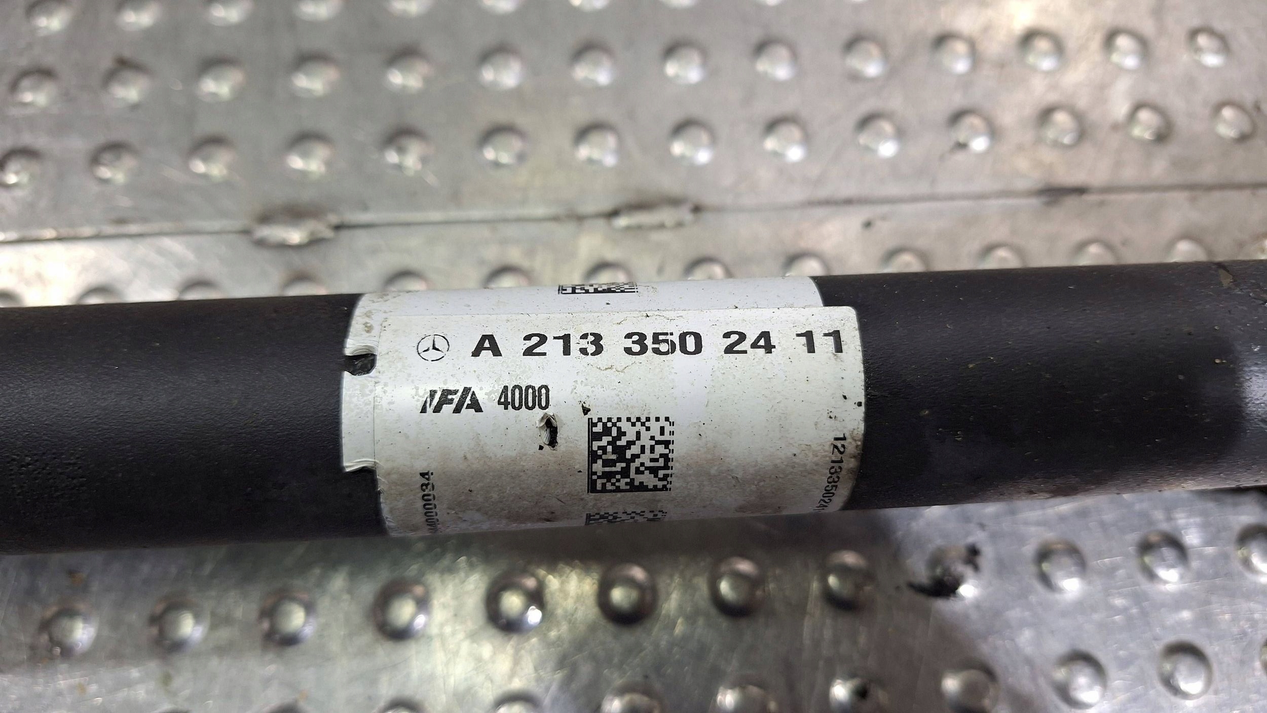 semi-axis left rear part A2133502411 MERCEDES GLC X253 2.2D
