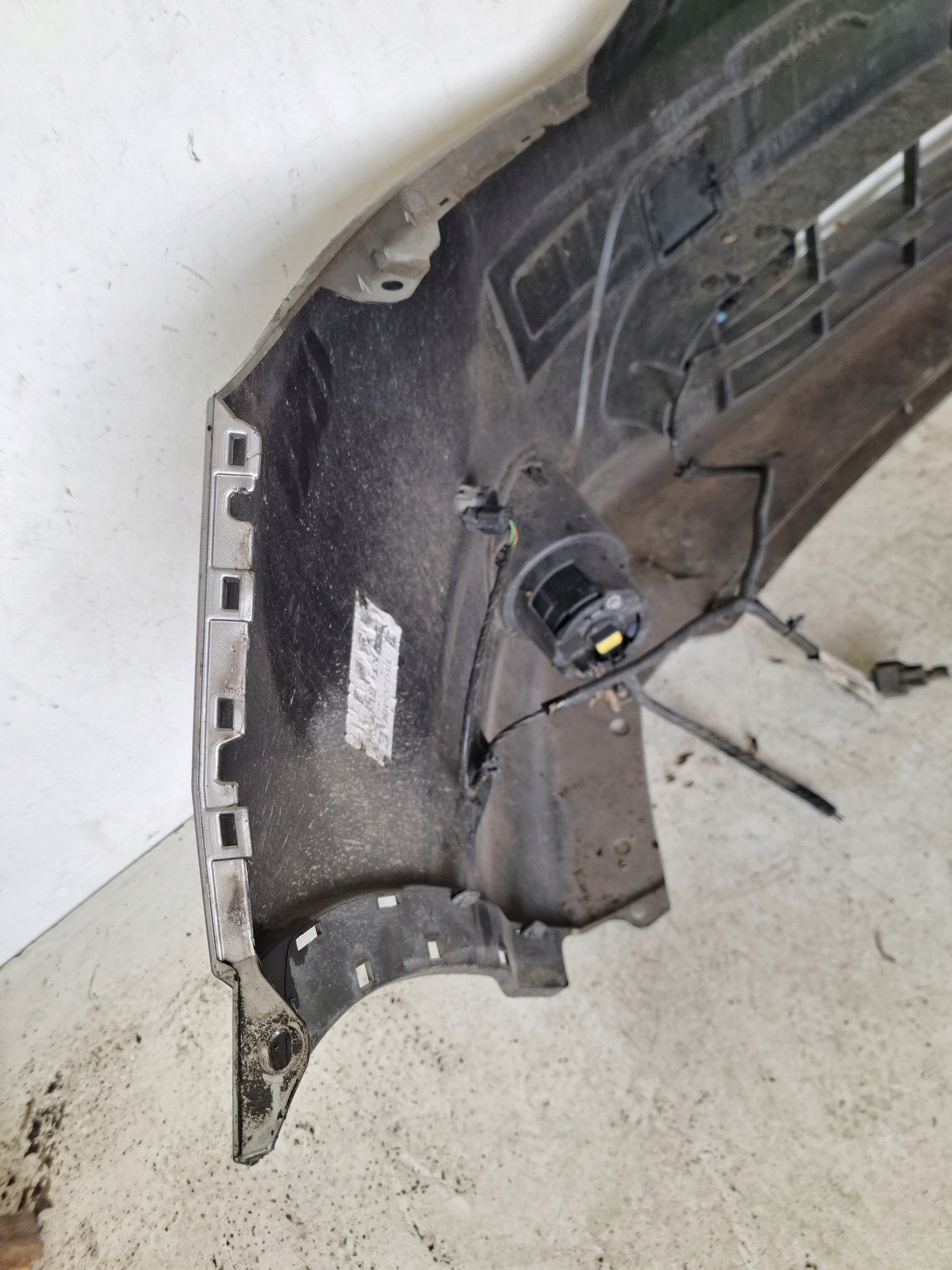 NISSAN QASHQAI J11 13-17 bumper PDC + KAMERA