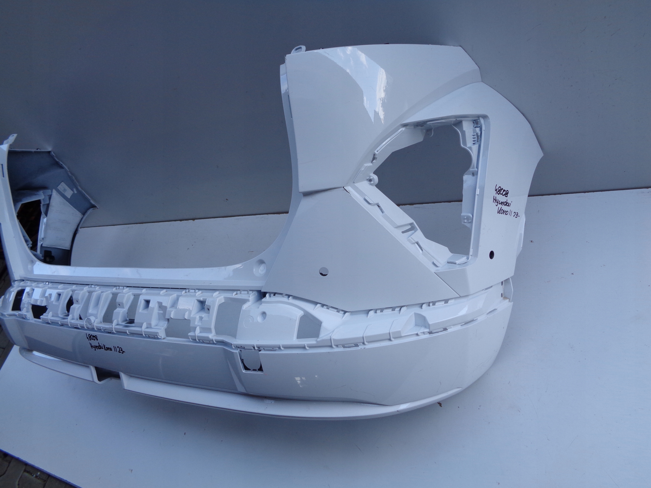 bumper rear HYUNDAI KONA II 23- NR 48008