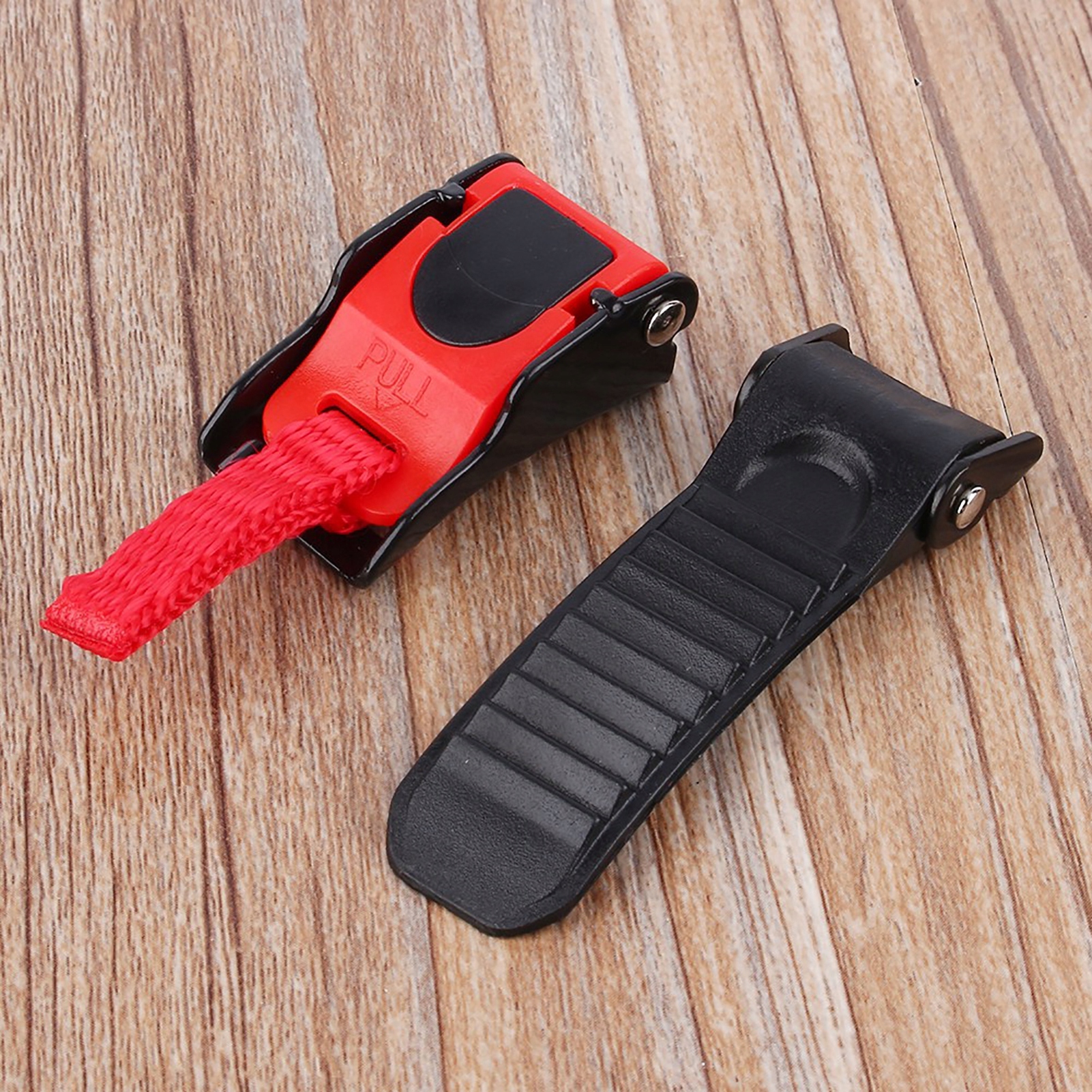 ZAPIĘCIE MIKROMETRYCZNE DO KASKU CZERWONE 3SZT Stan opakowania oryginalne