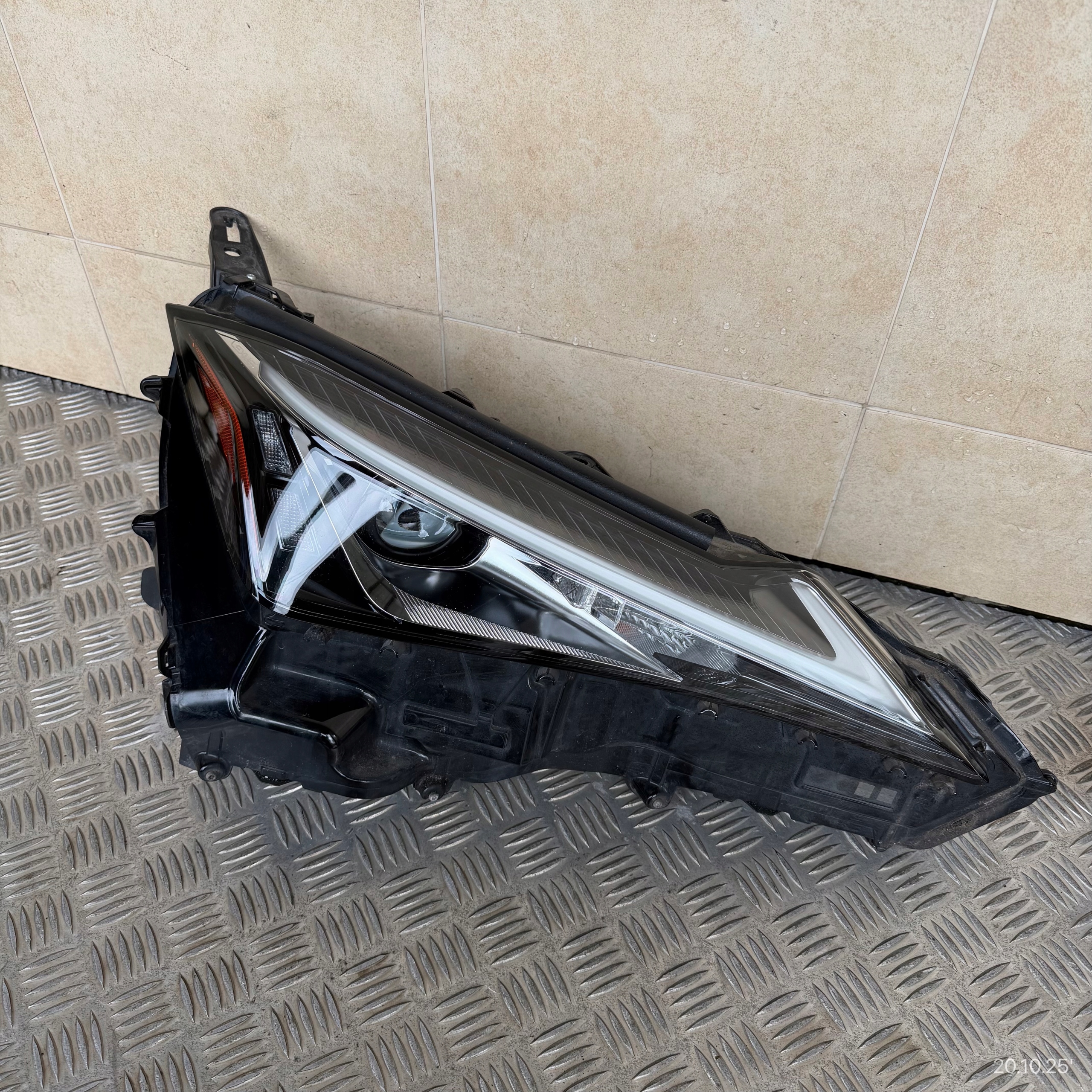 light left right lights front KOMPLET LEXUS UX 200 UX 250 UX250H FULL LED