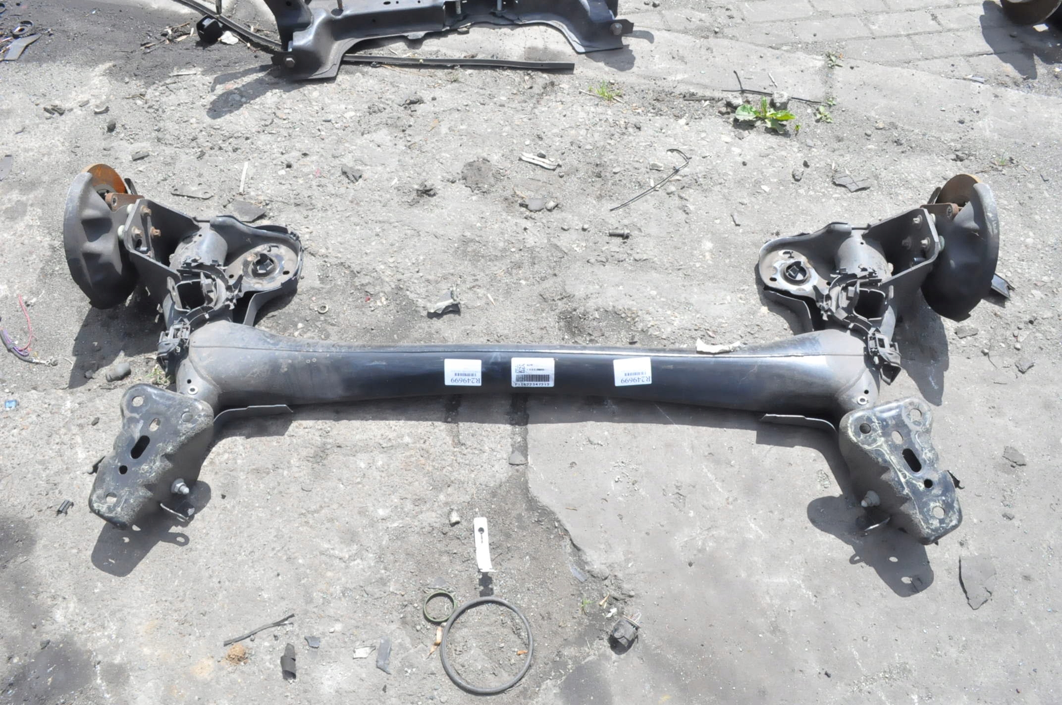 OPEL MOKKA B II 1,2 THP 131KM ZAWIESZENIE BELKA TYŁ