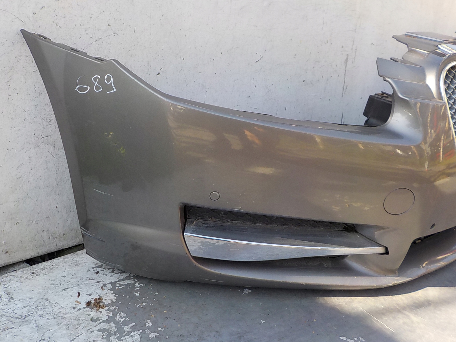 689 JAGUAR XF X250 bumper front front