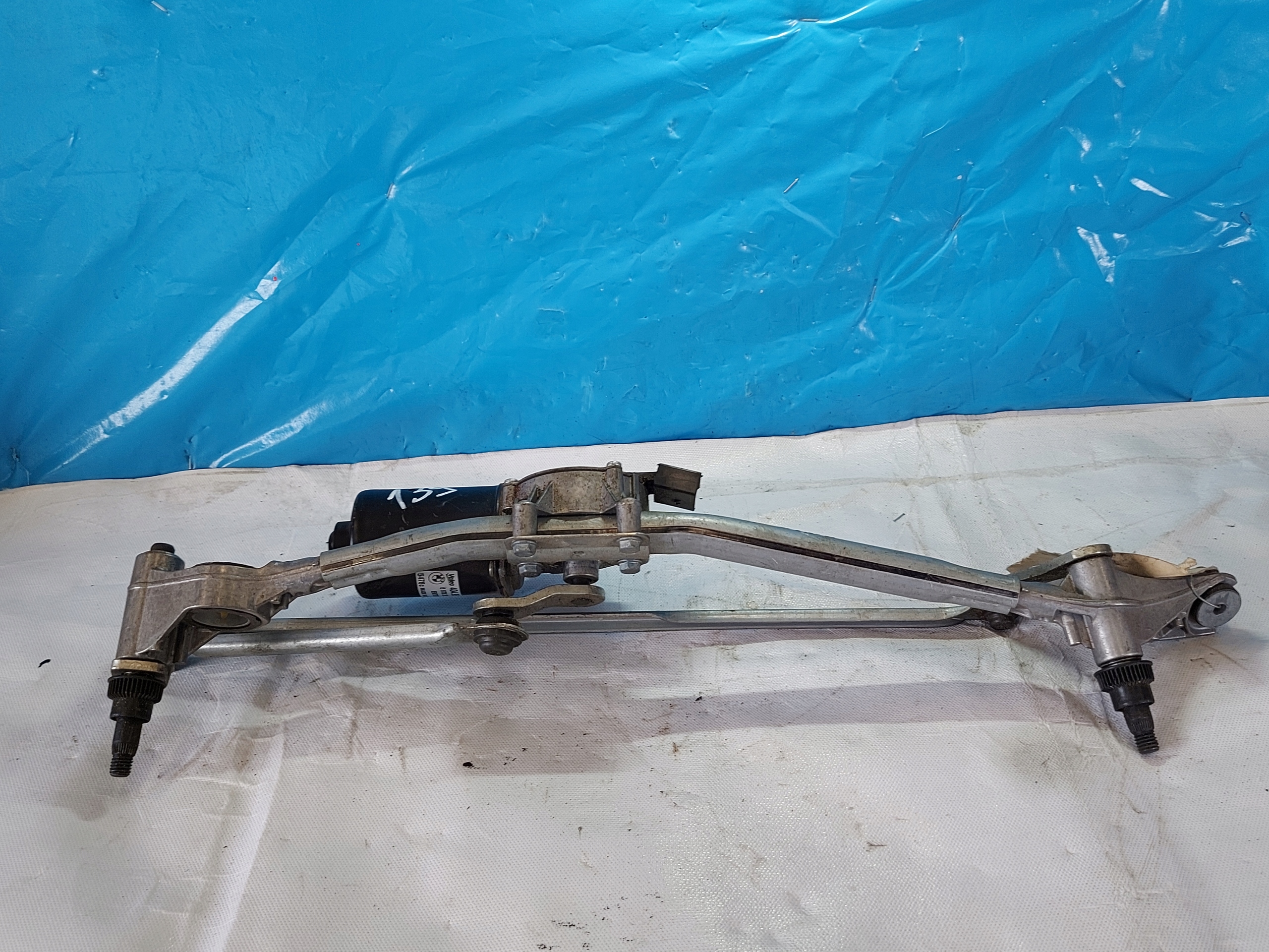 wiper mechanism BMW E92 7161711 front