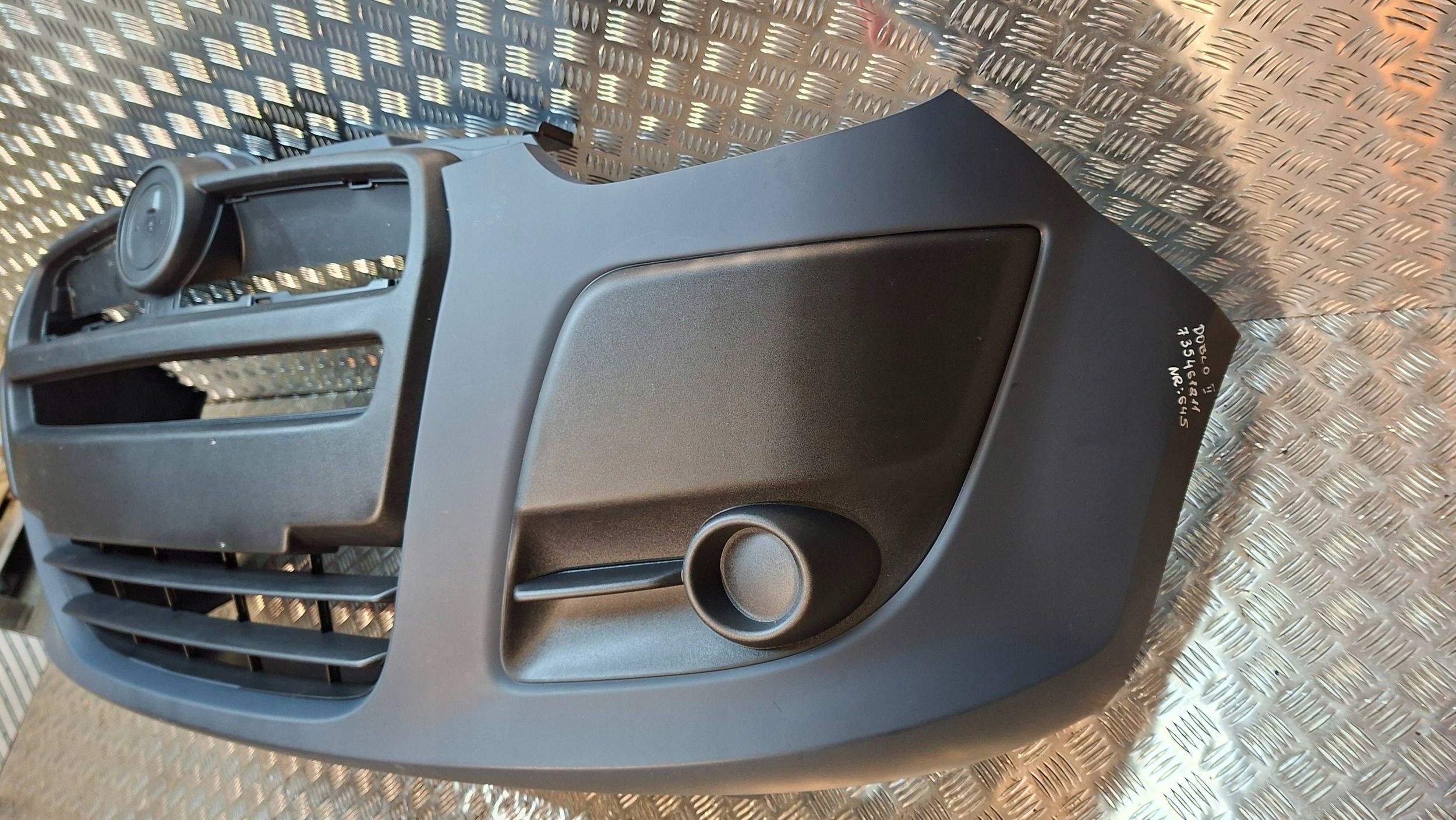 bumper front 735461211 FIAT DOBLO II 2010