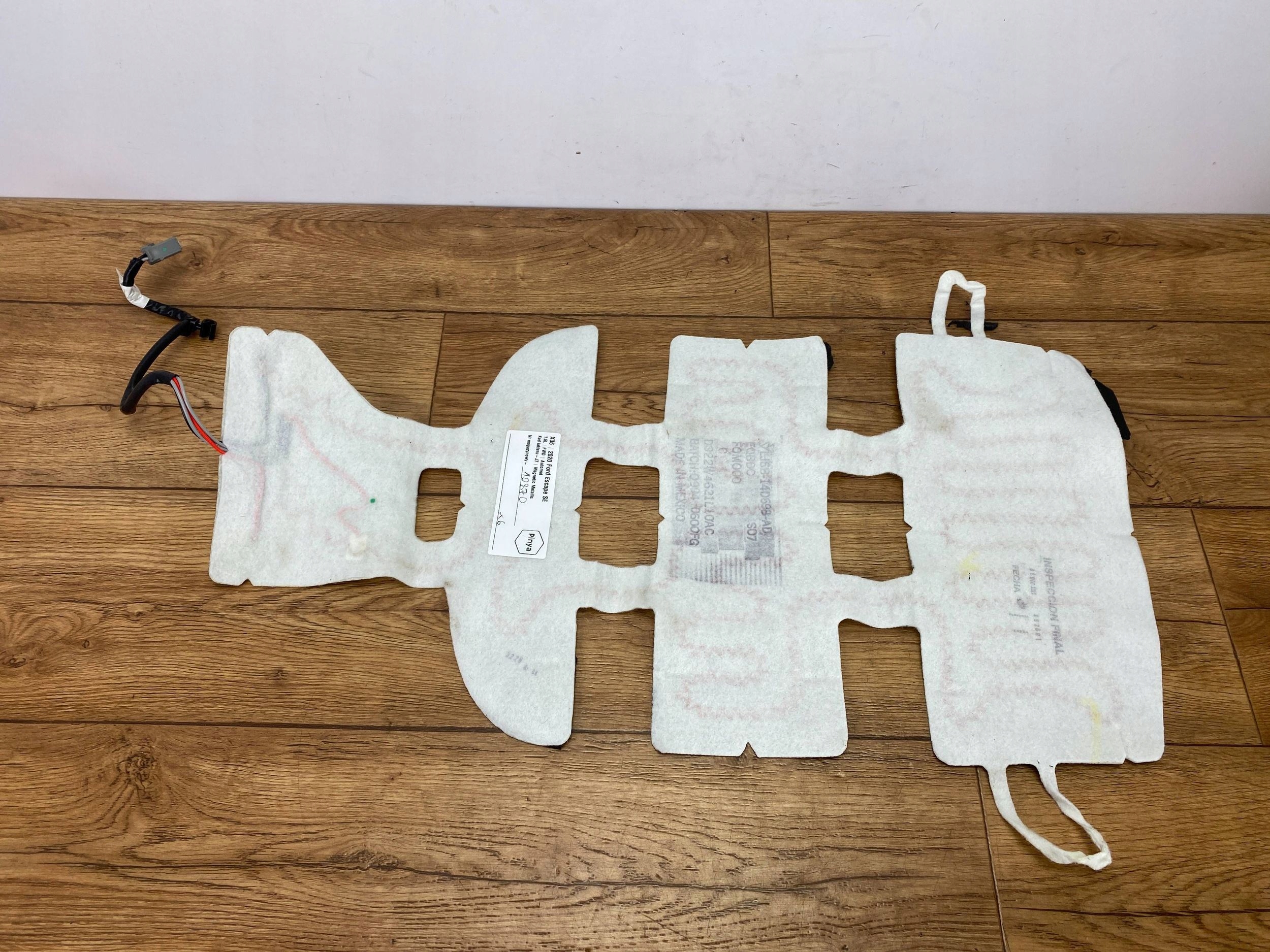 Maty grzanych Sitze Ford Escape IV Kuga MK3 2020+