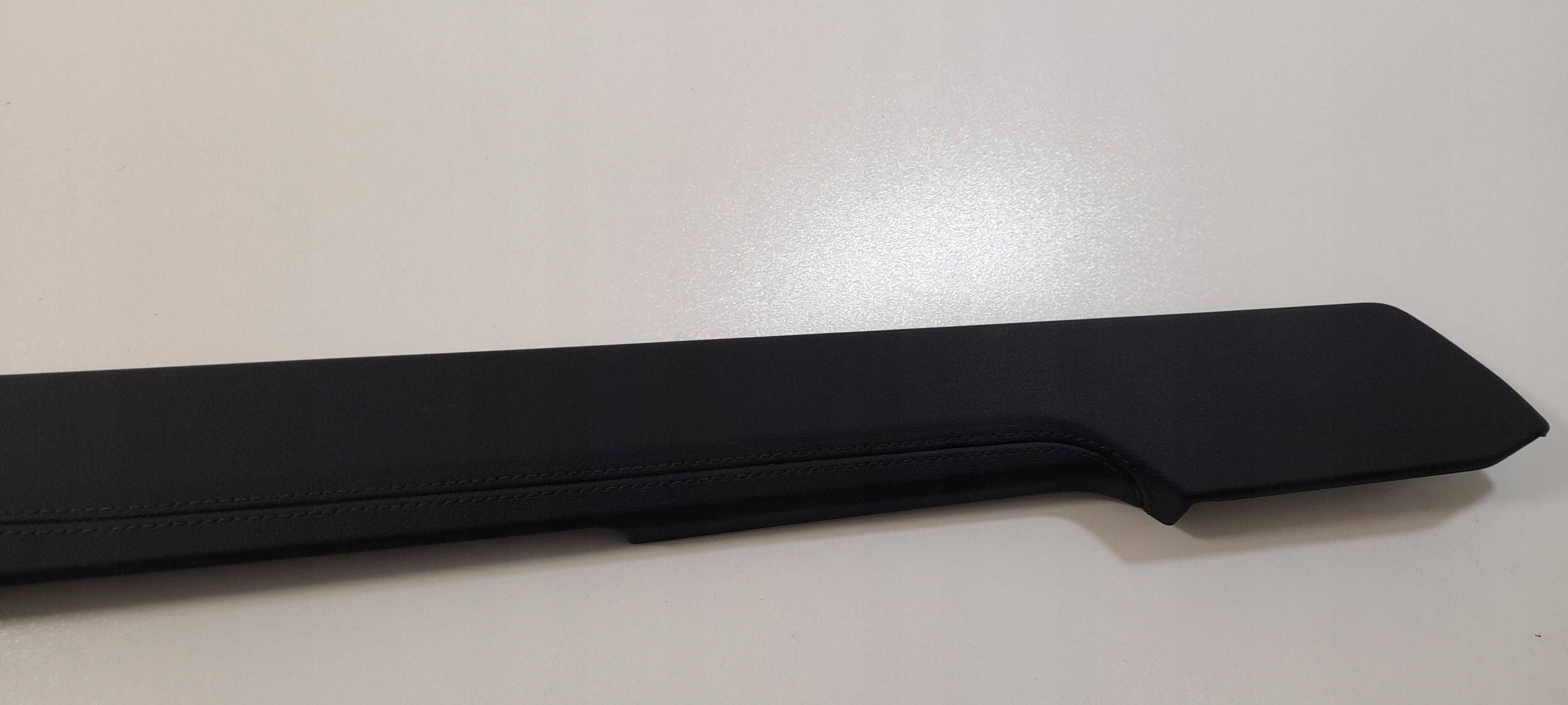 Audi A6 S6 C8 4K cover side tunelu right 4K0863306B (T395)