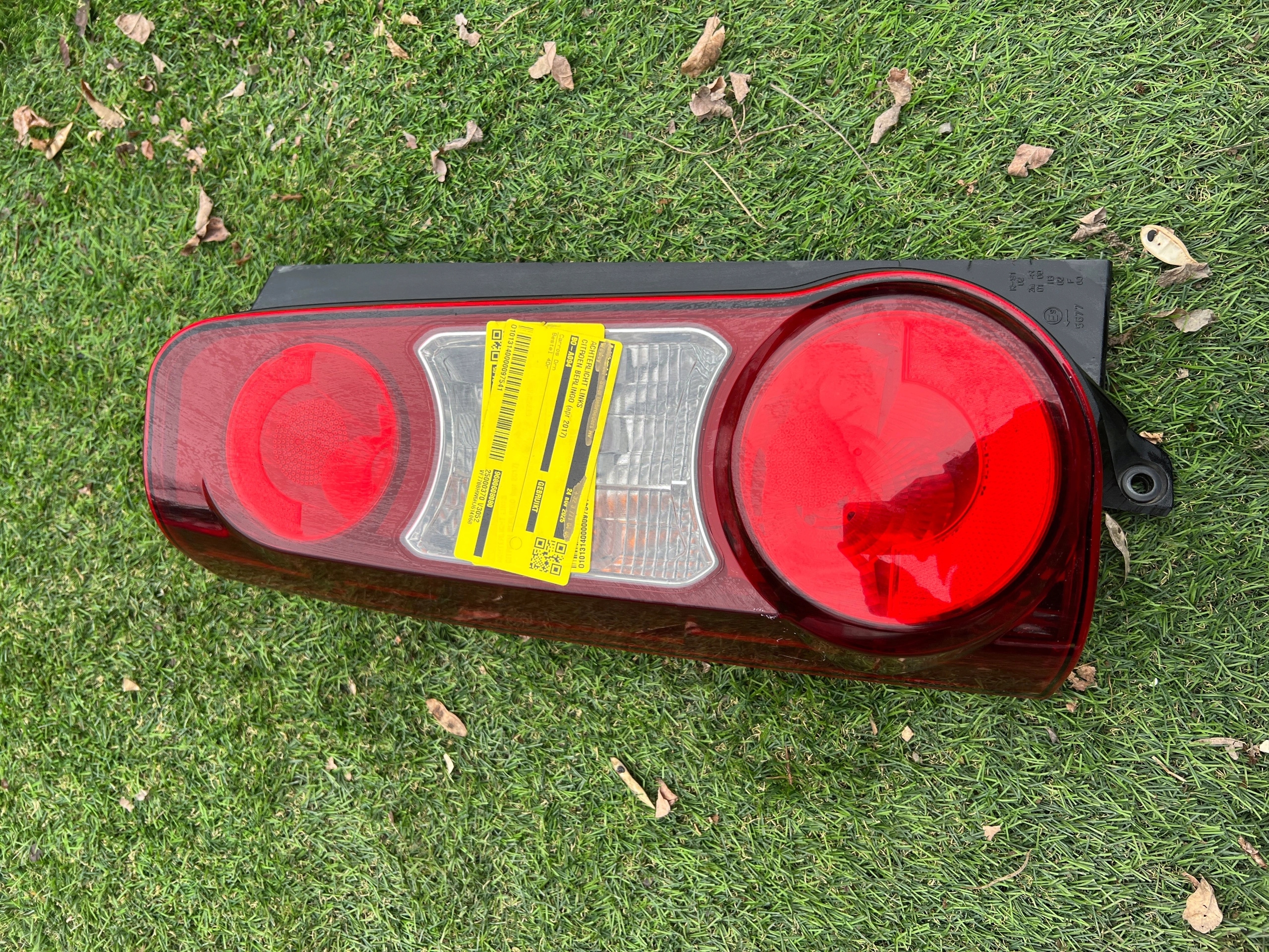 CITROEN BERLINGO 2014 - 2018 light rear left 9680608080 9677205580 KOMPLET