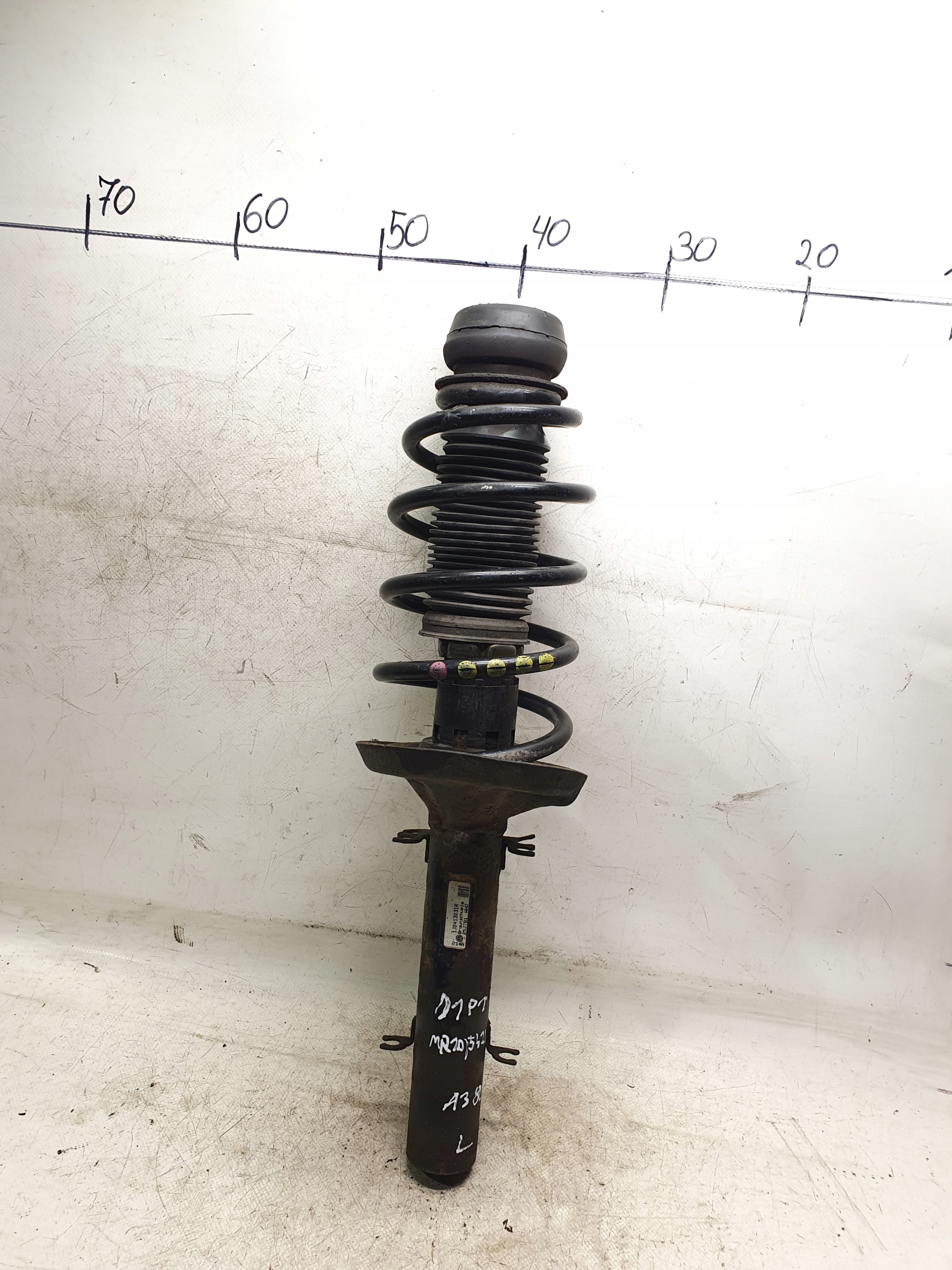 shock absorber left front 1J0413031R AUDI A3 8L 1.8 125KM 97r.