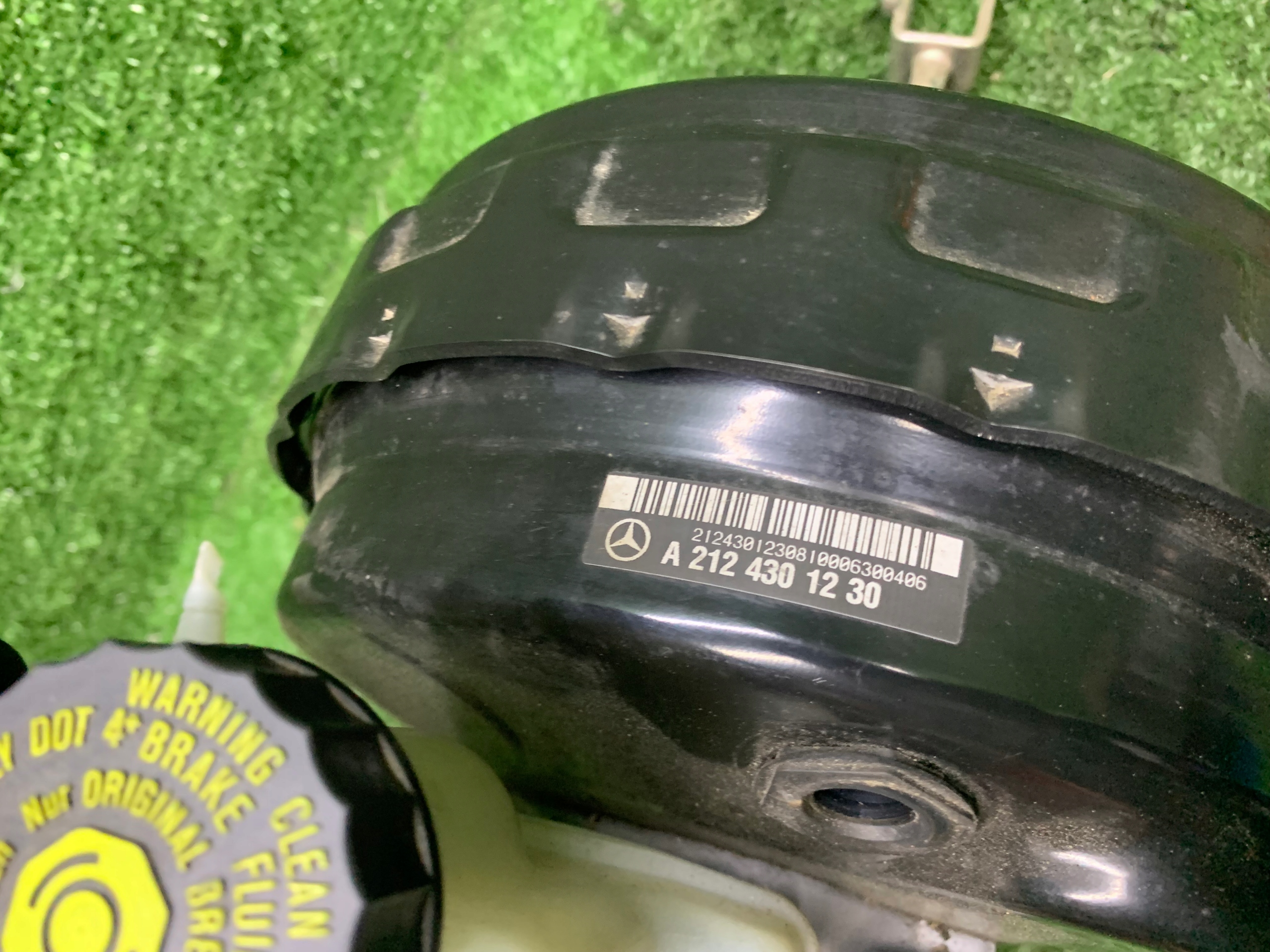 MERCEDES W212 servo Servofreno A2124301230