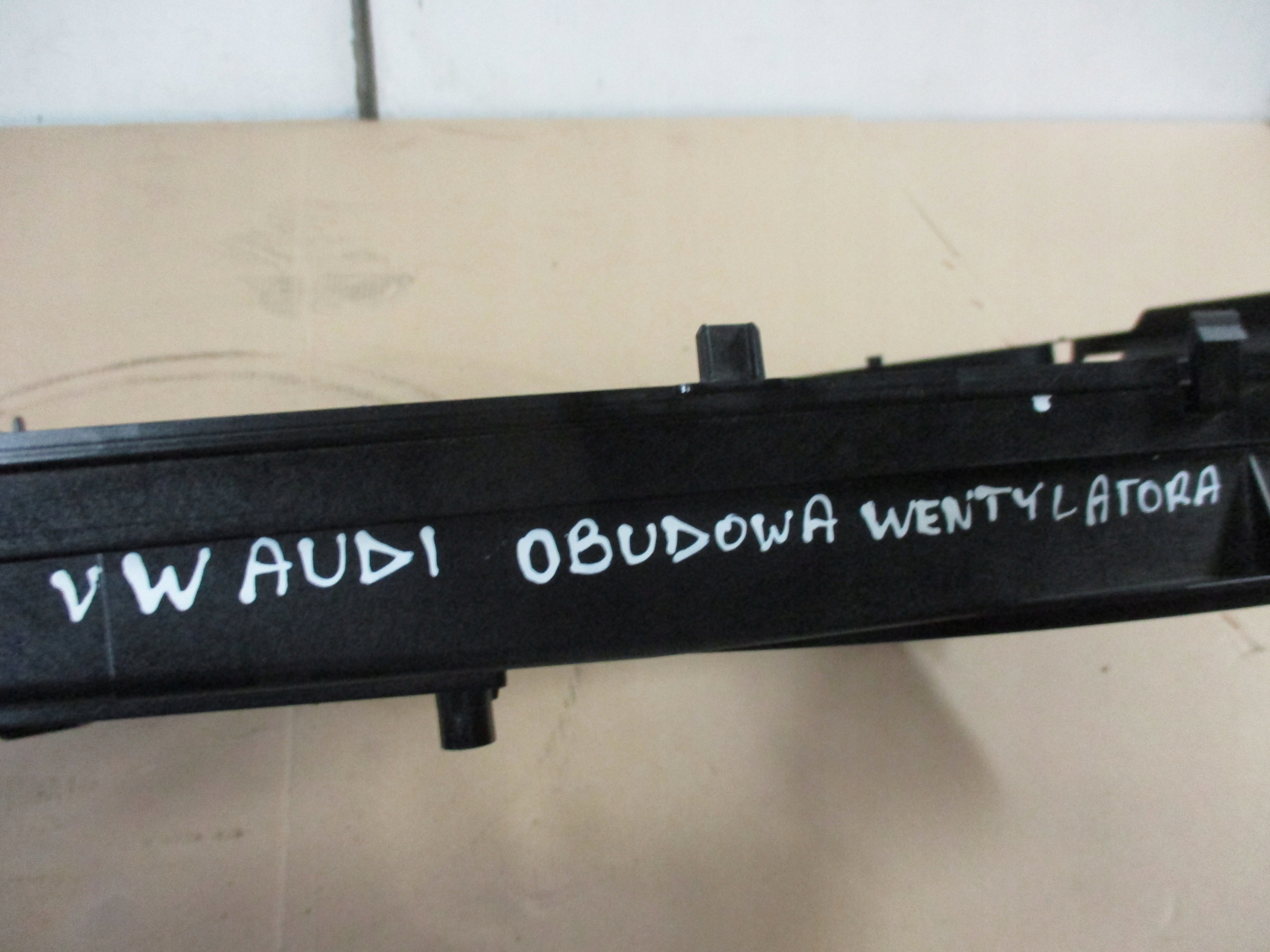 Boîte Ventilateurs VW Audi 85E121360