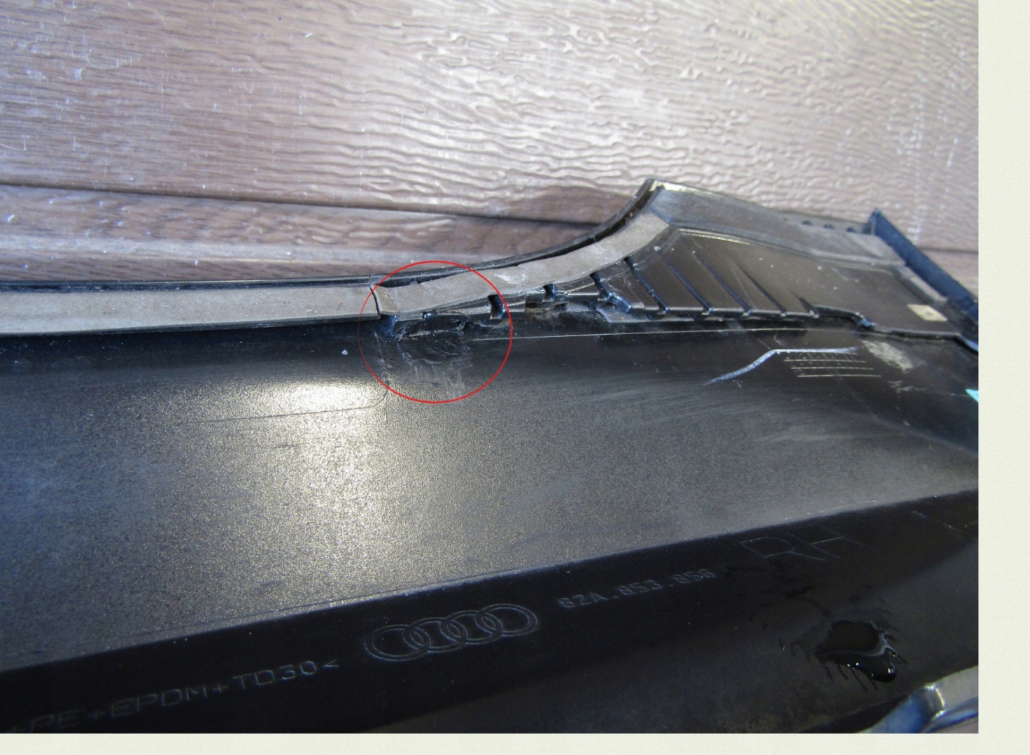 молдинг порога правая Audi A1 82a 18-