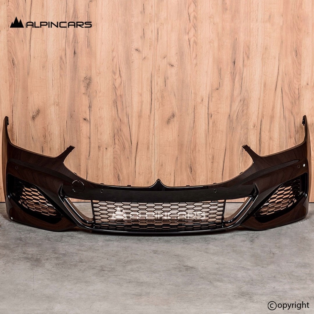 BMW 8 G15 G16 M pakiet zderzak Black Sapphire 475