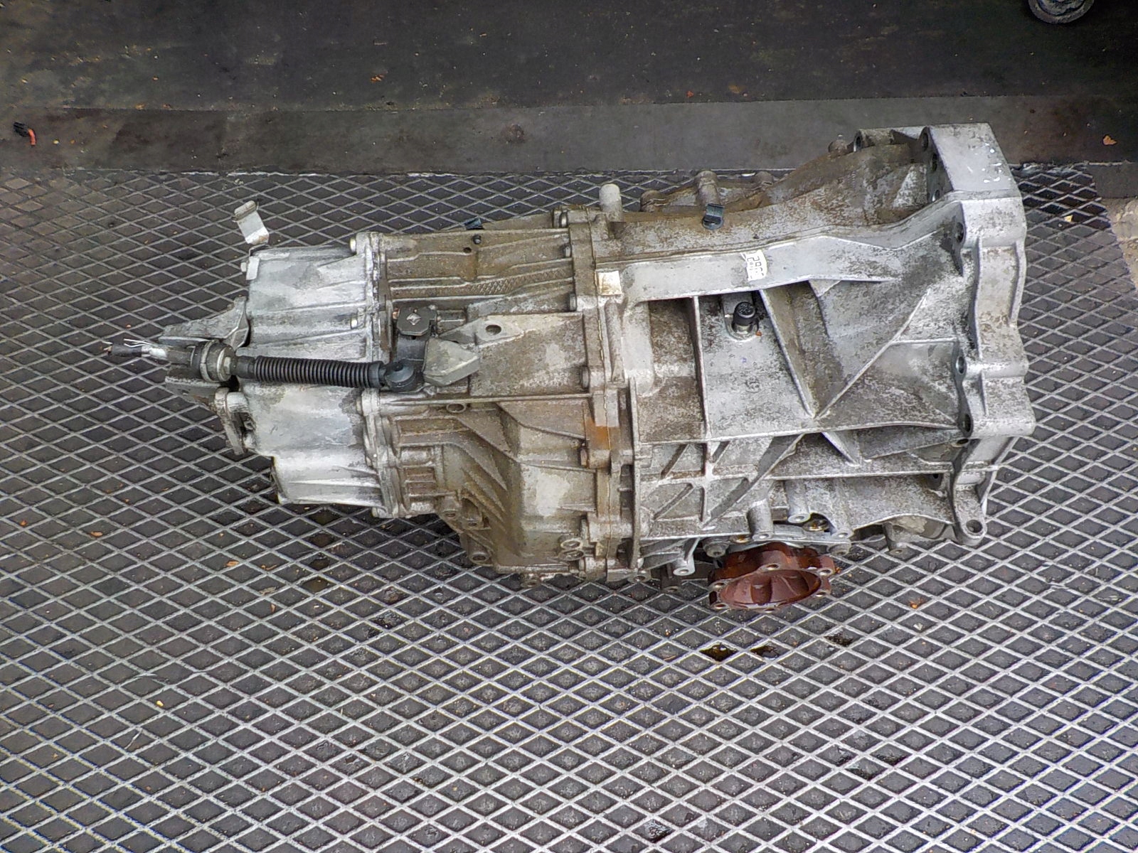 AUDI A4 B7 2.0 TDI Getriebe KTS